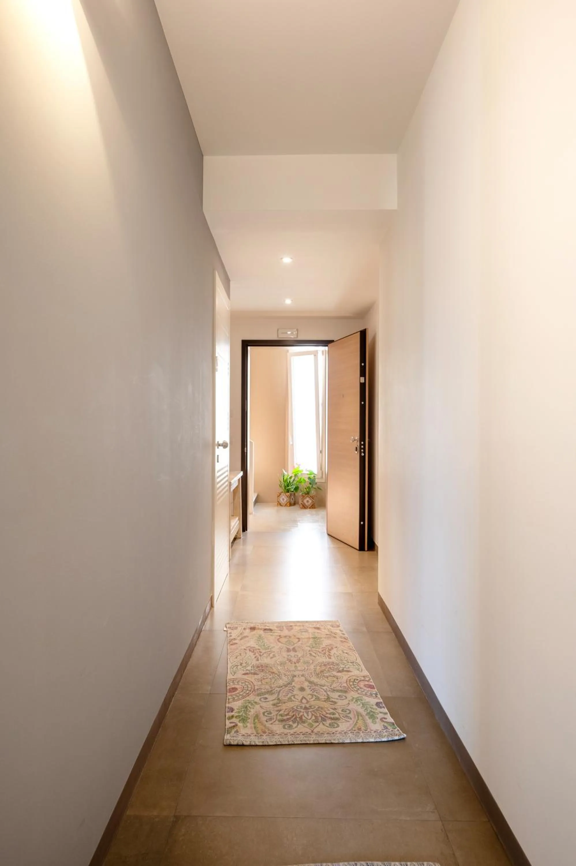 Inner courtyard view in Serafini Rooms