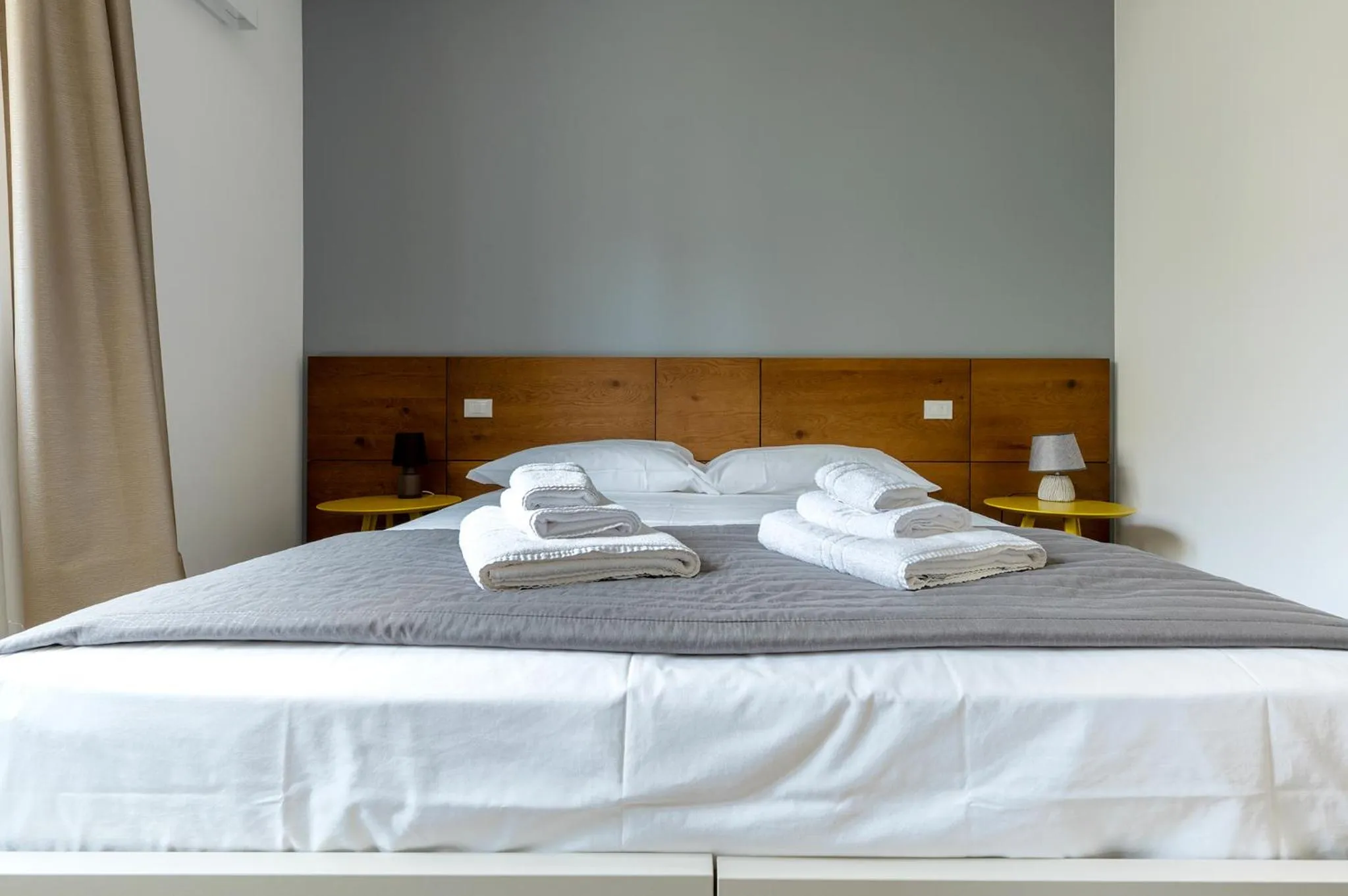 Bed in Serafini Rooms