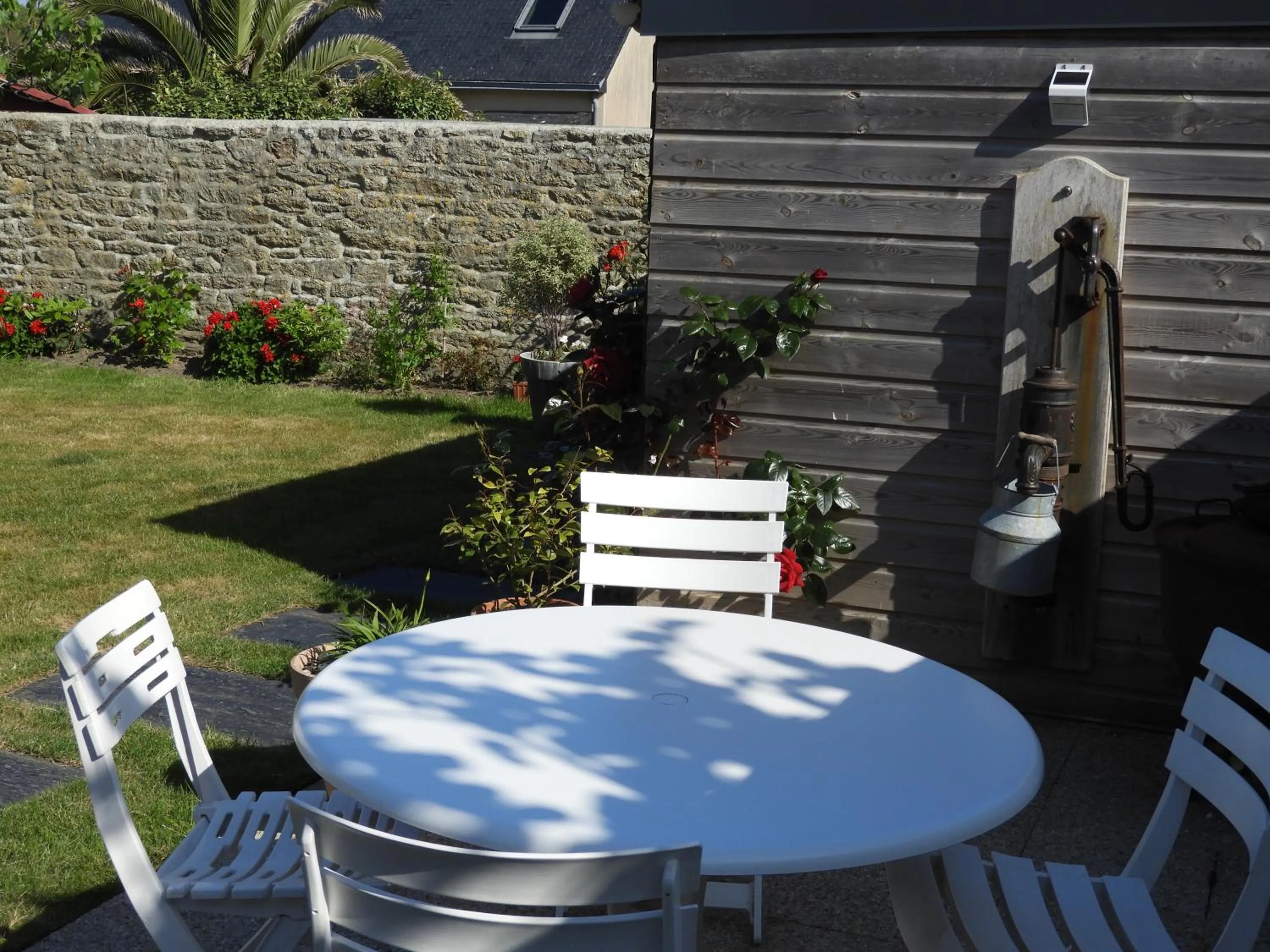 Balcony/Terrace in les volets bleus