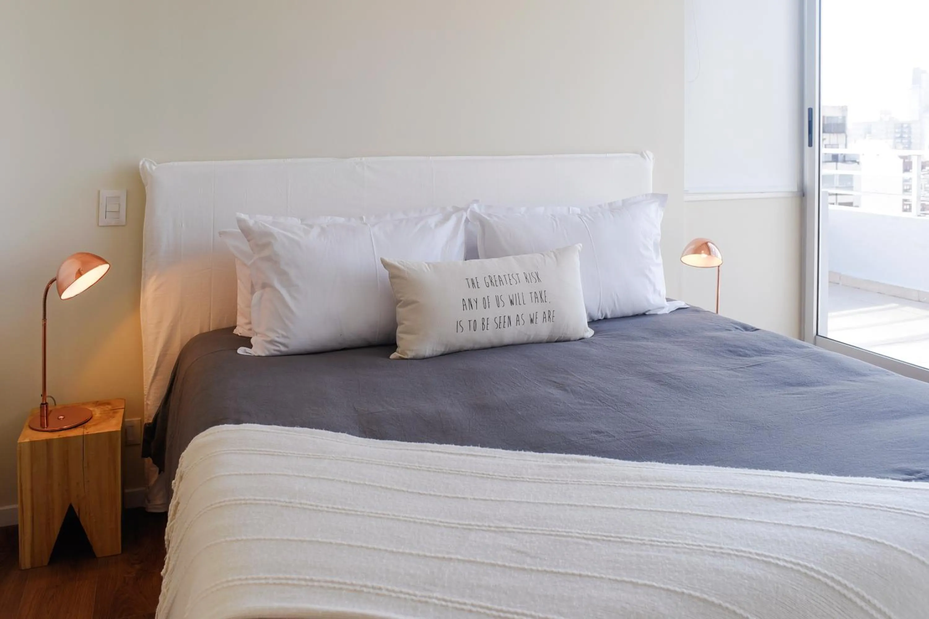 Bed in Top Rentals WOW Nuñez