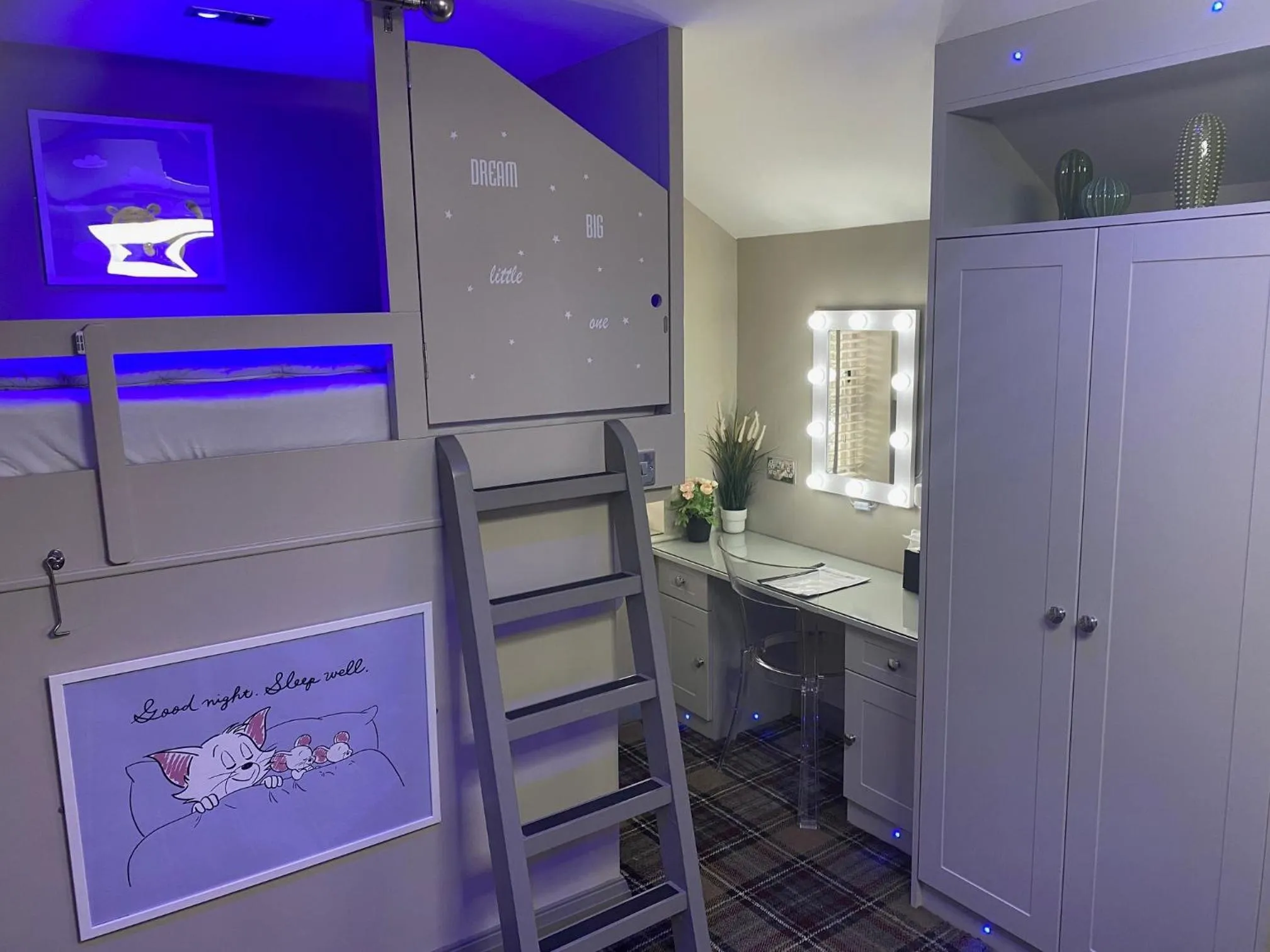 Bed in The Sawley Arms