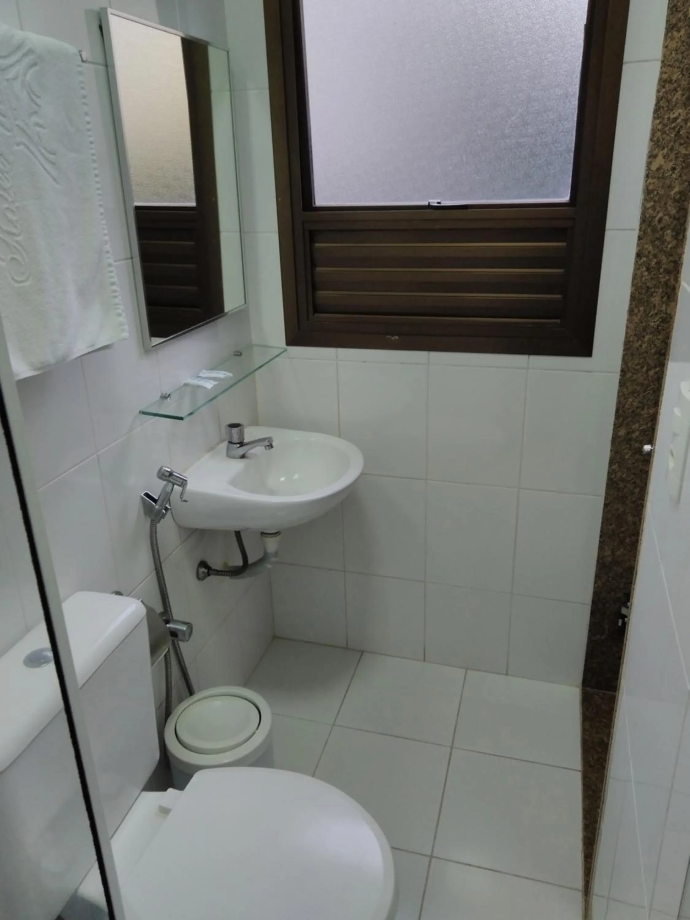 Bathroom in Hotel Paris