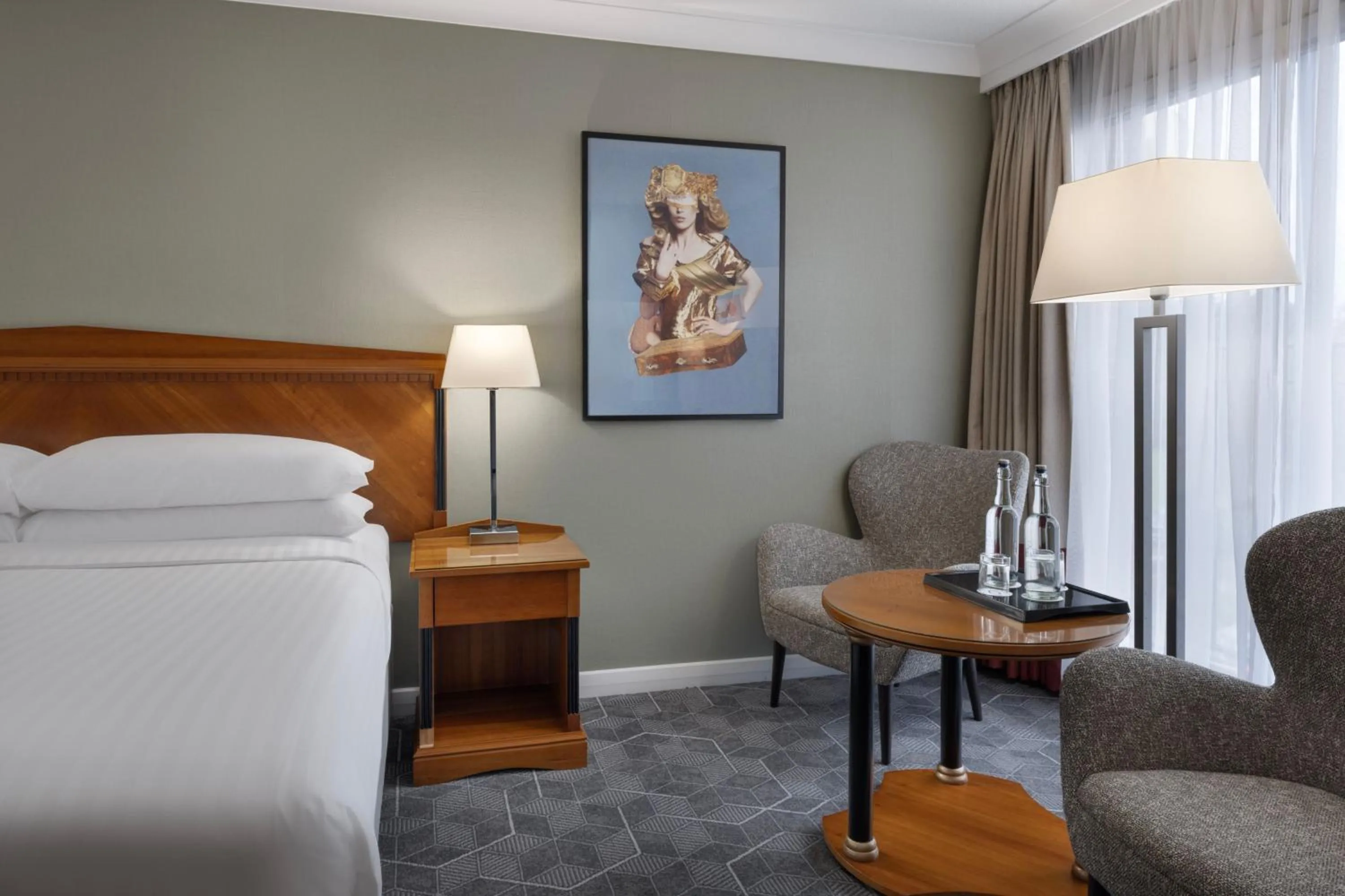 Bedroom, Bed in Delta Hotels by Marriott Heathrow Windsor