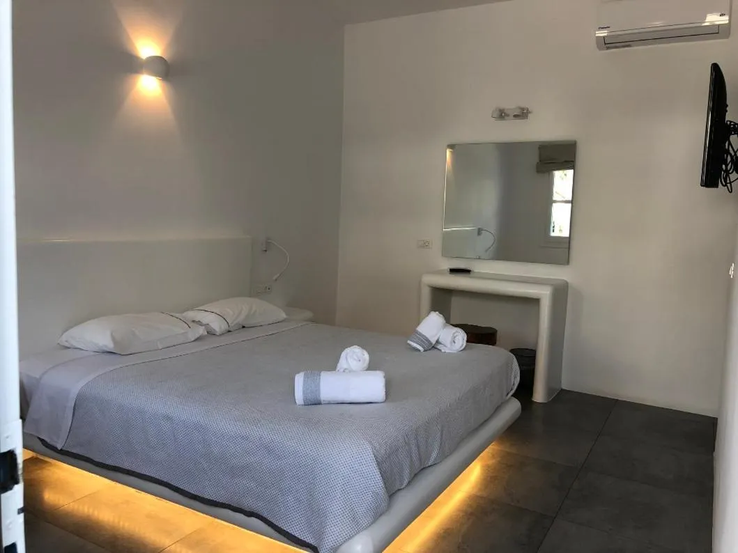 Bed in Petinaros Hotel