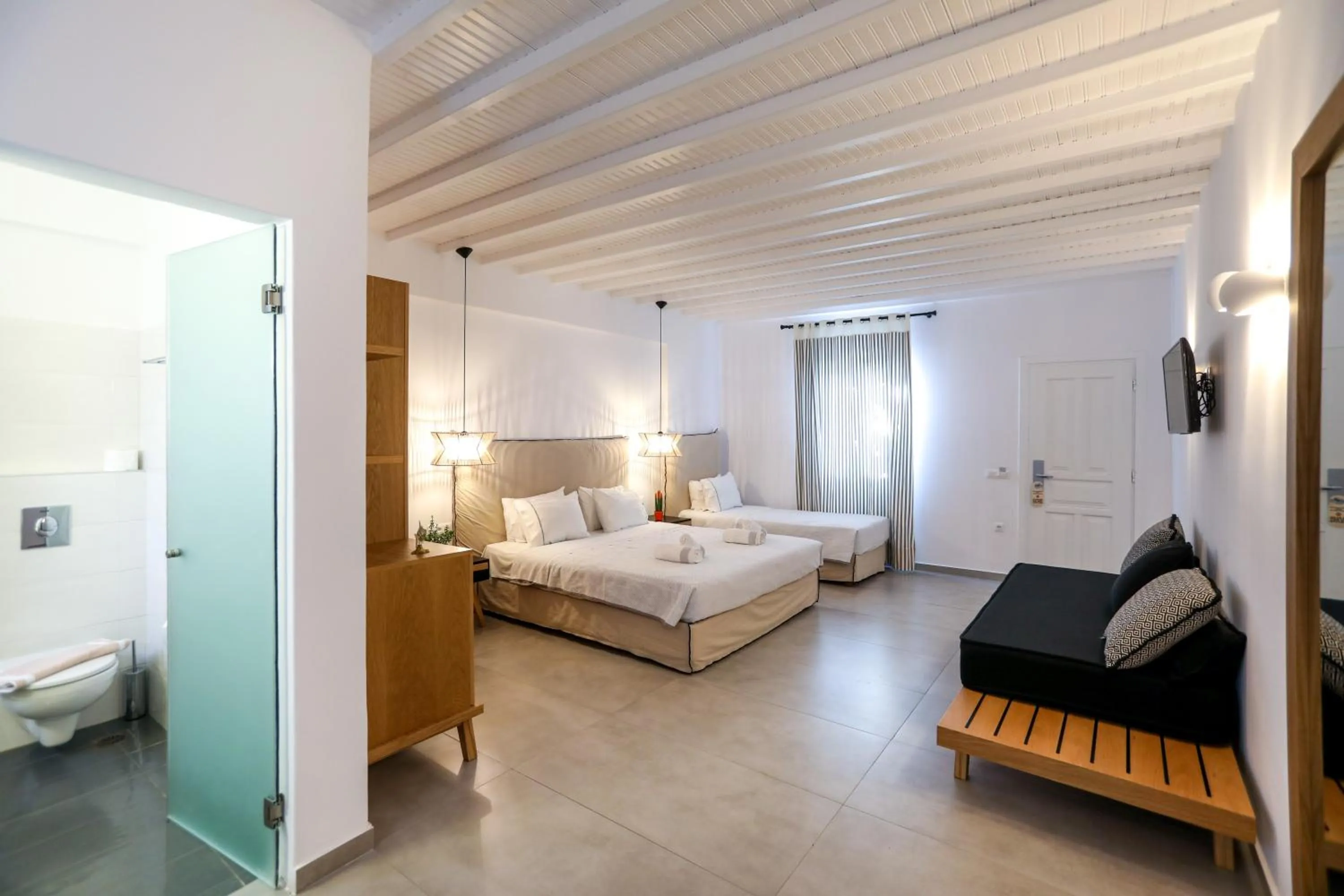 Bed in Petinaros Hotel