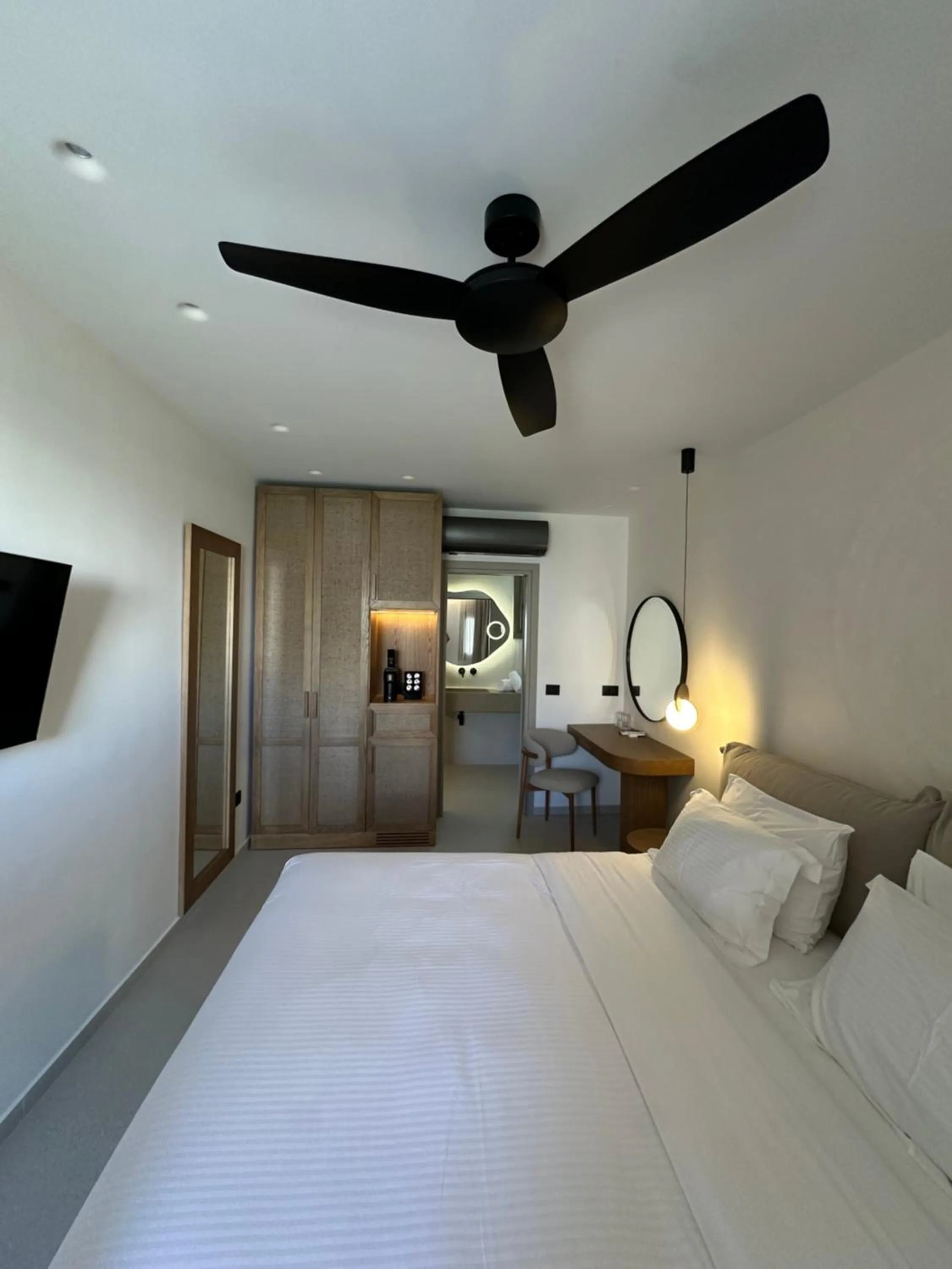 Bed in Petinaros Hotel