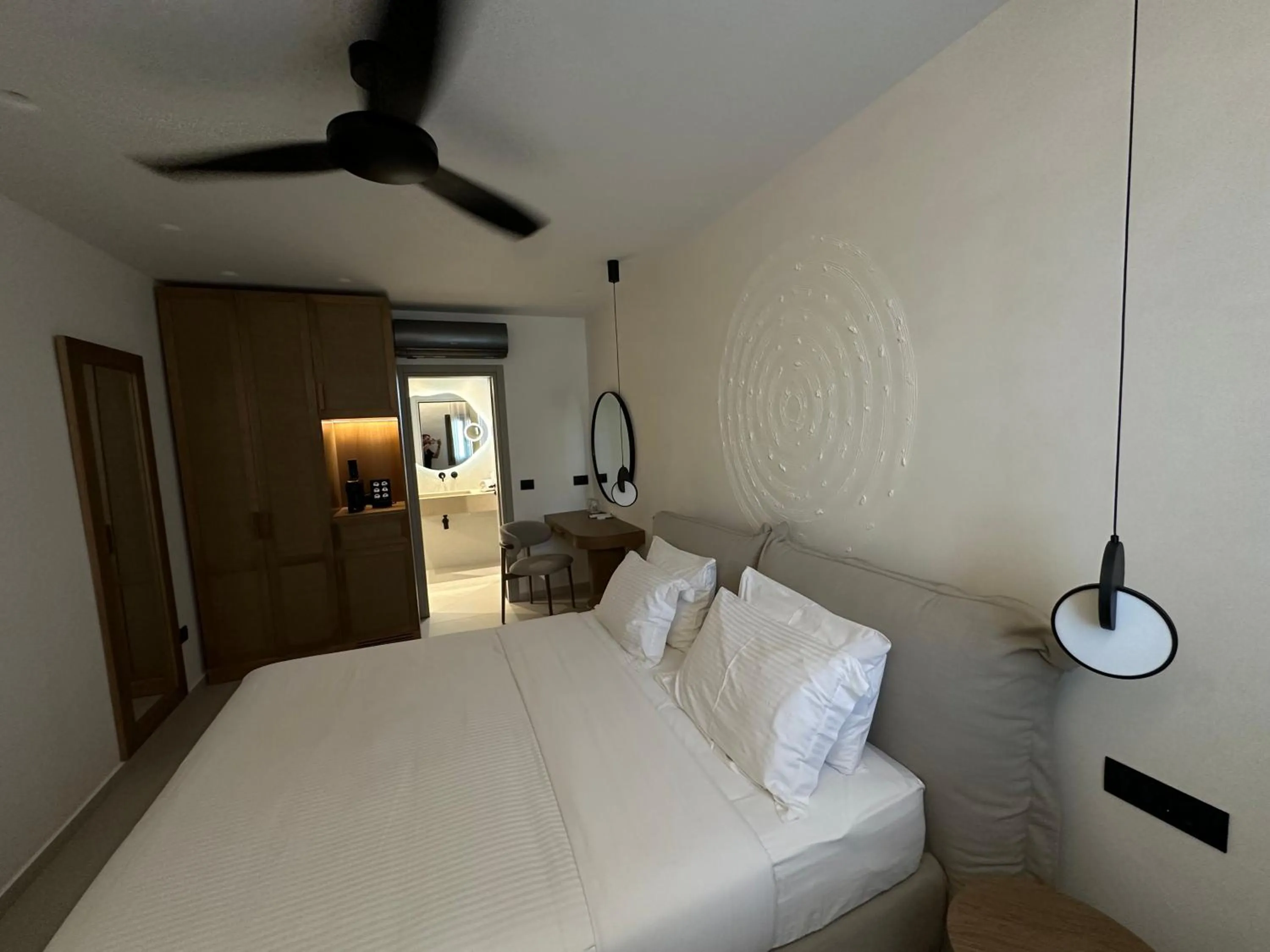 Bed in Petinaros Hotel