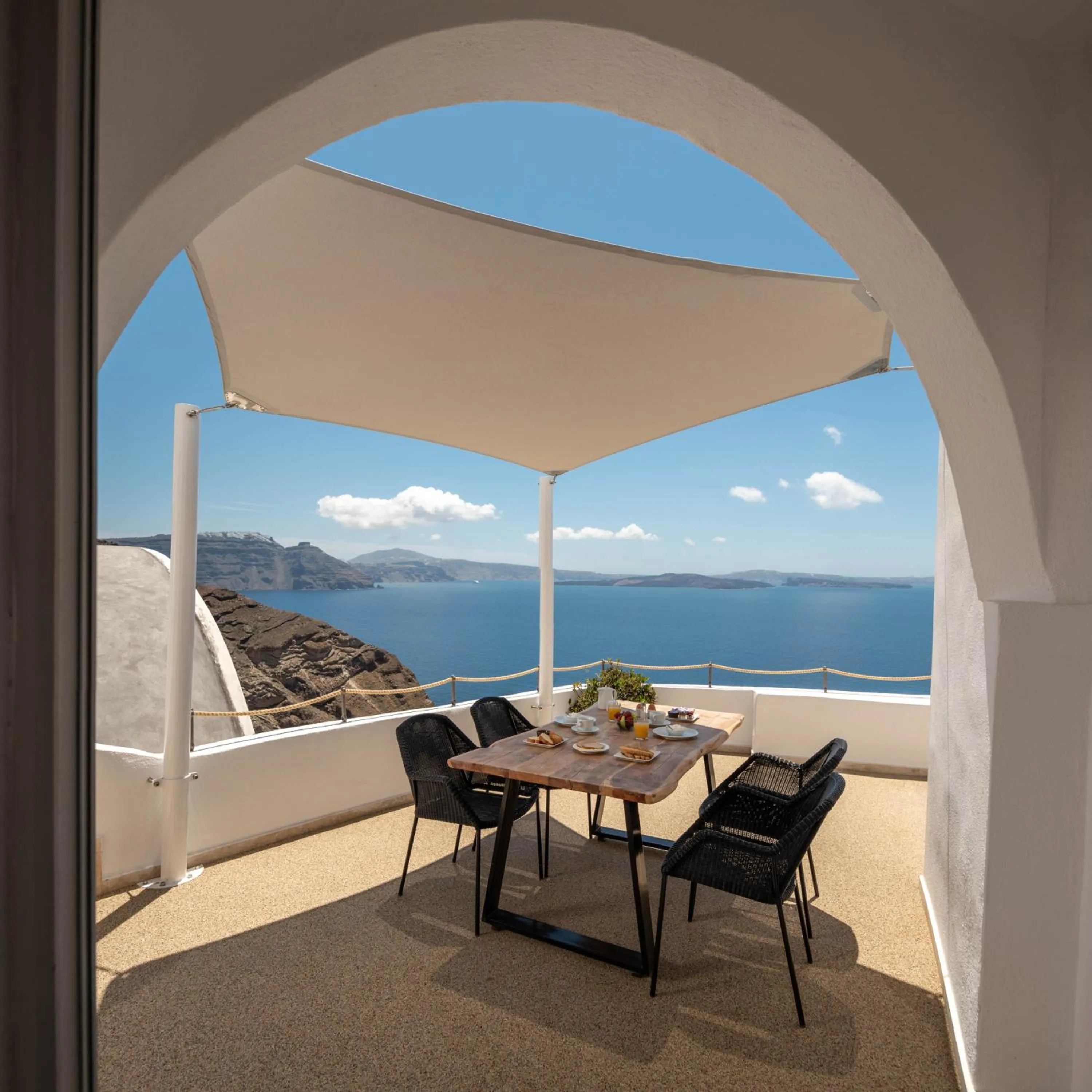 Sea view in Strogili