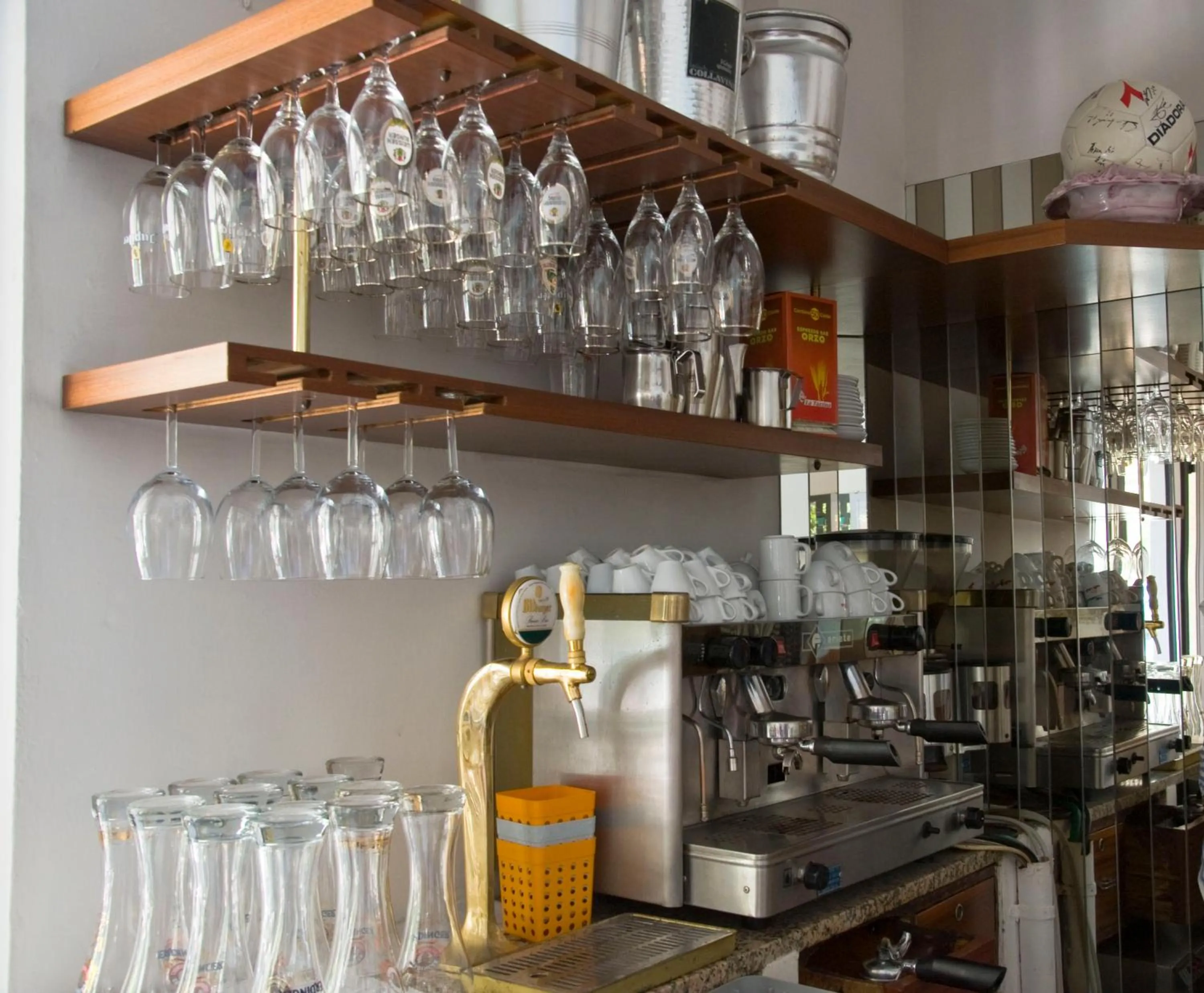 Lounge or bar in Hotel Maris Stella