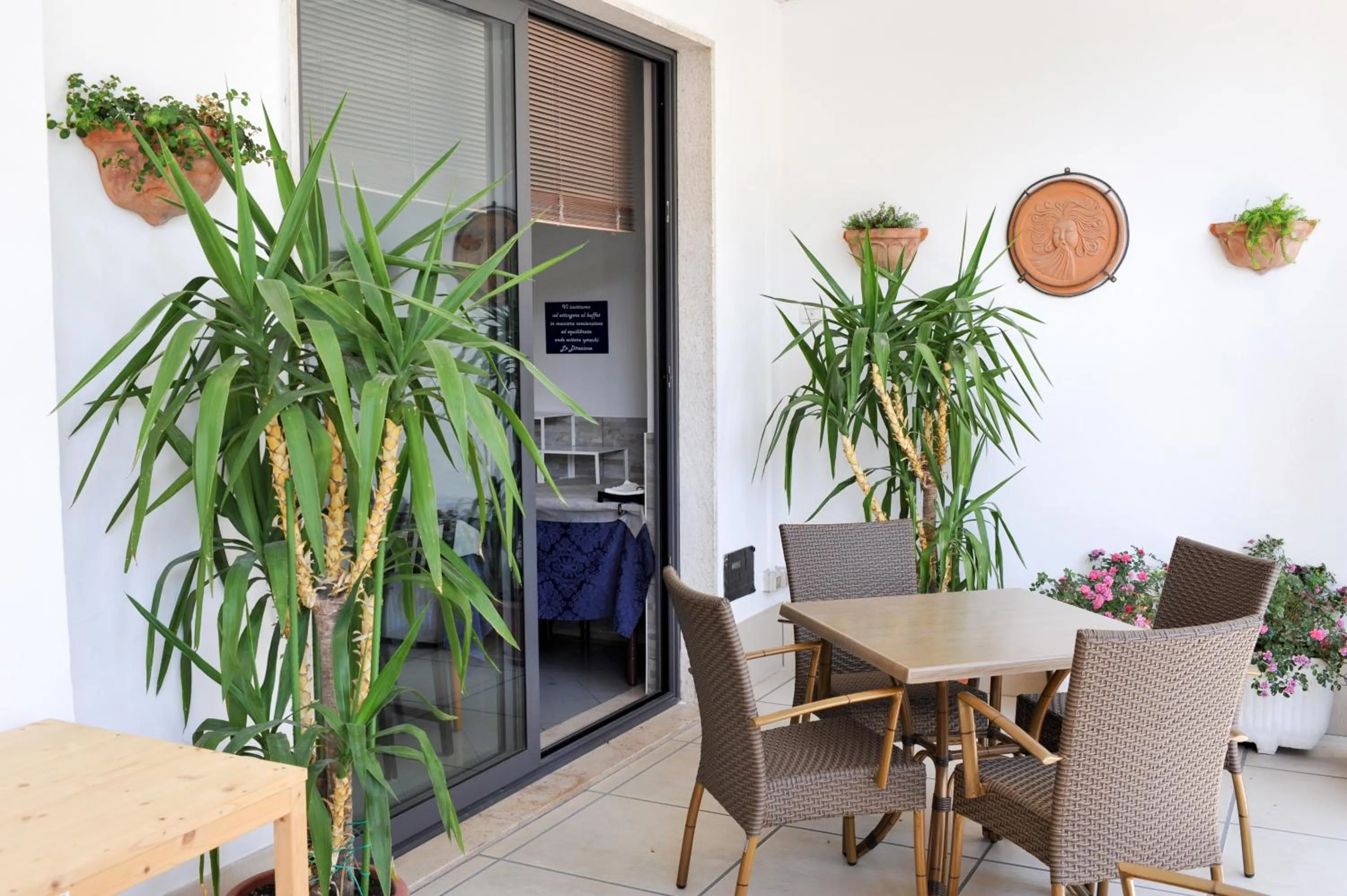 Patio in Hotel Maris Stella