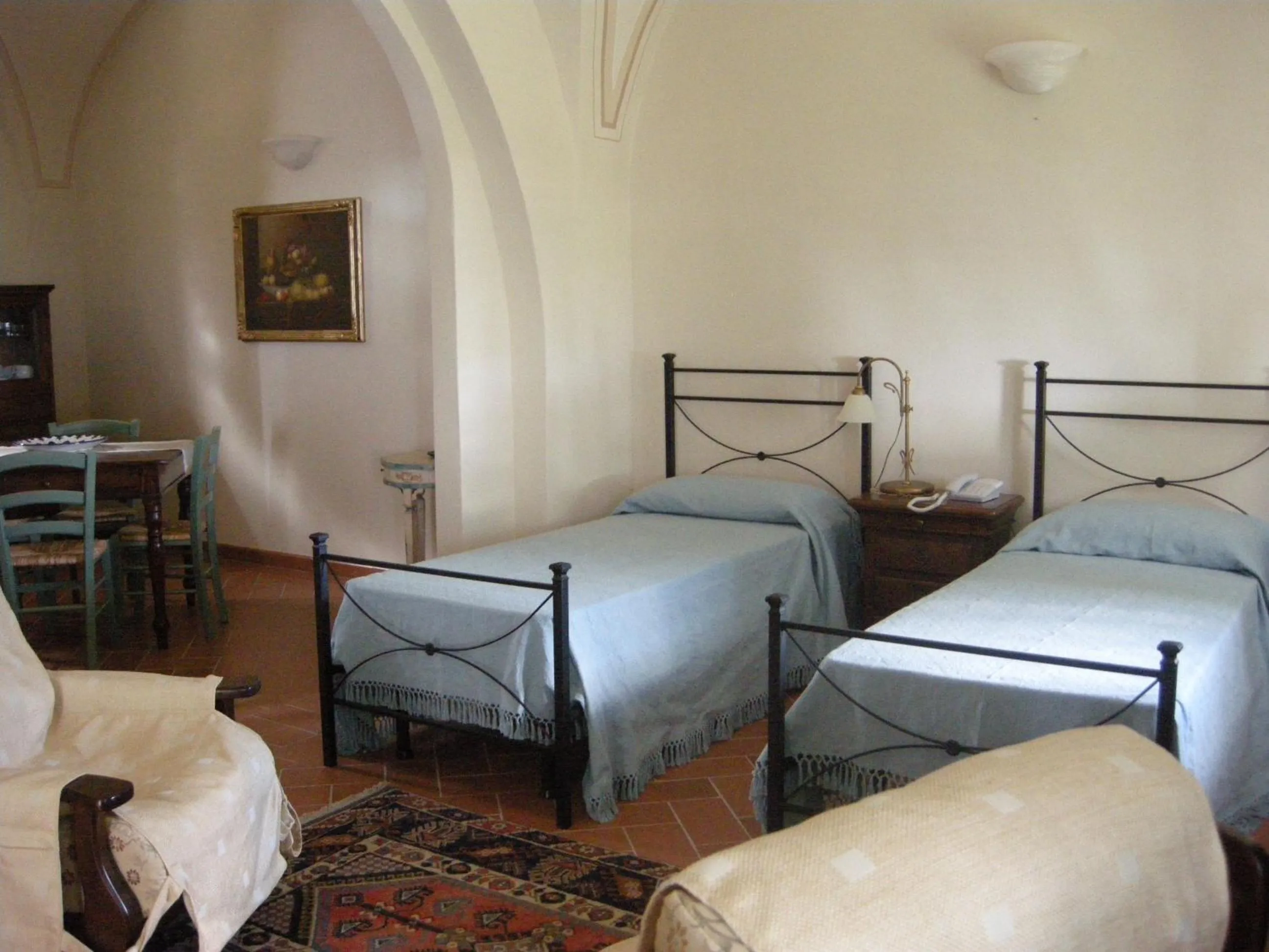 Photo of the whole room, Bed in Relais Villa Sensano
