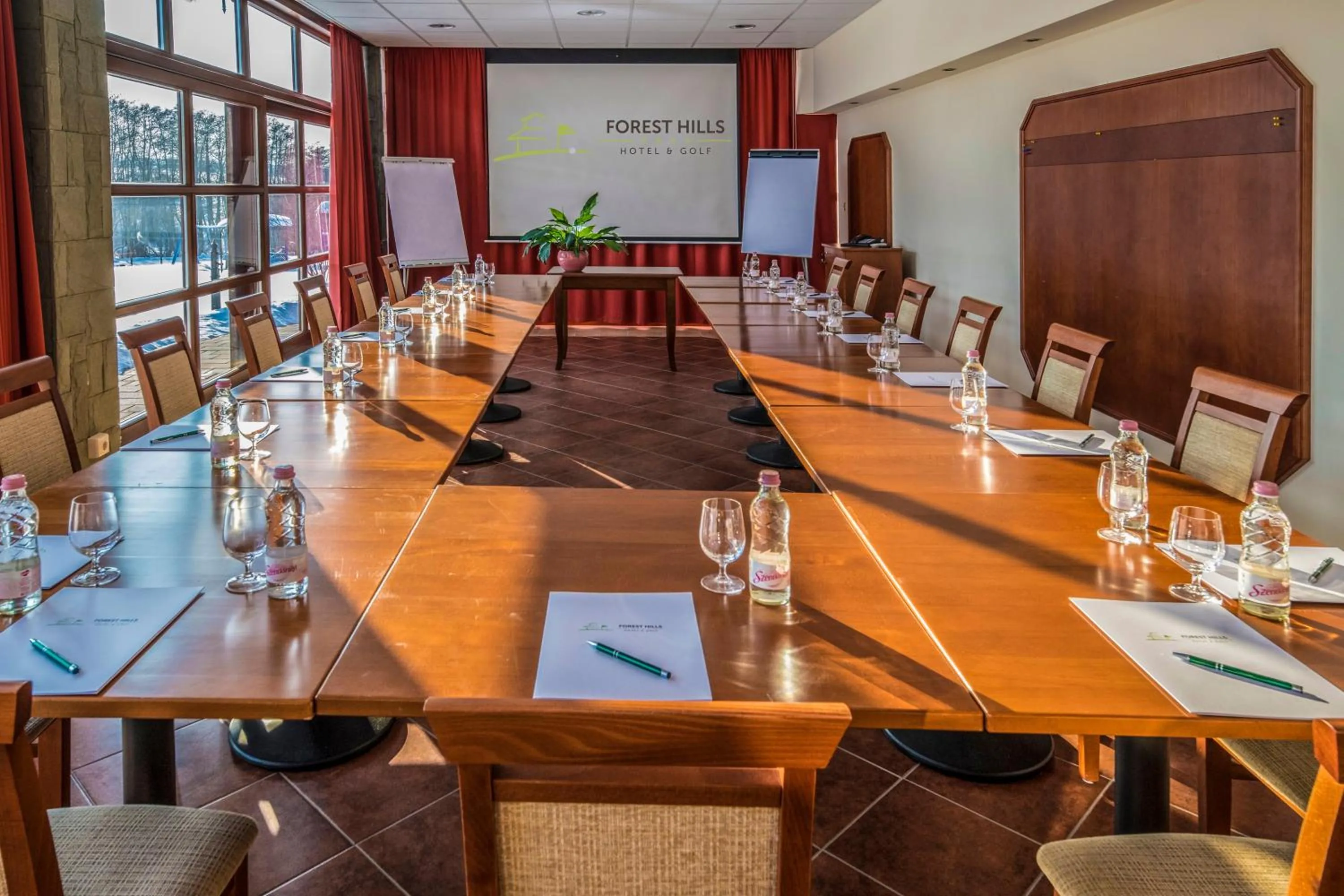 Meeting/conference room in Hotel Forest Hills
