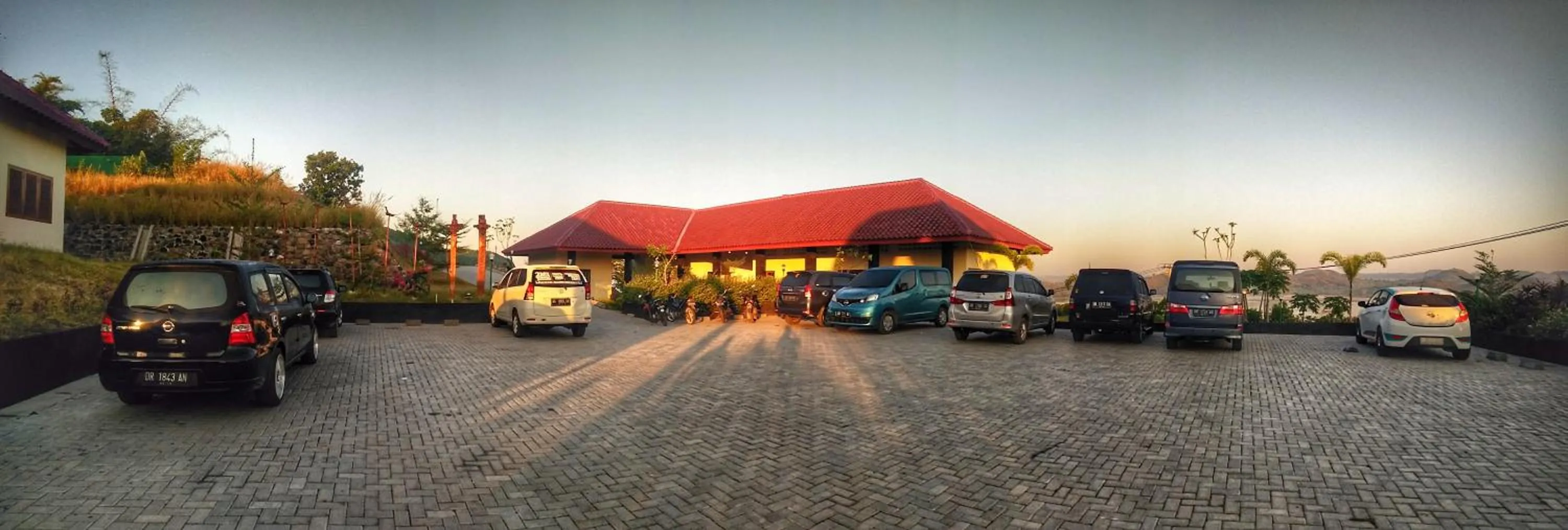 Property building in Tunak Cottage