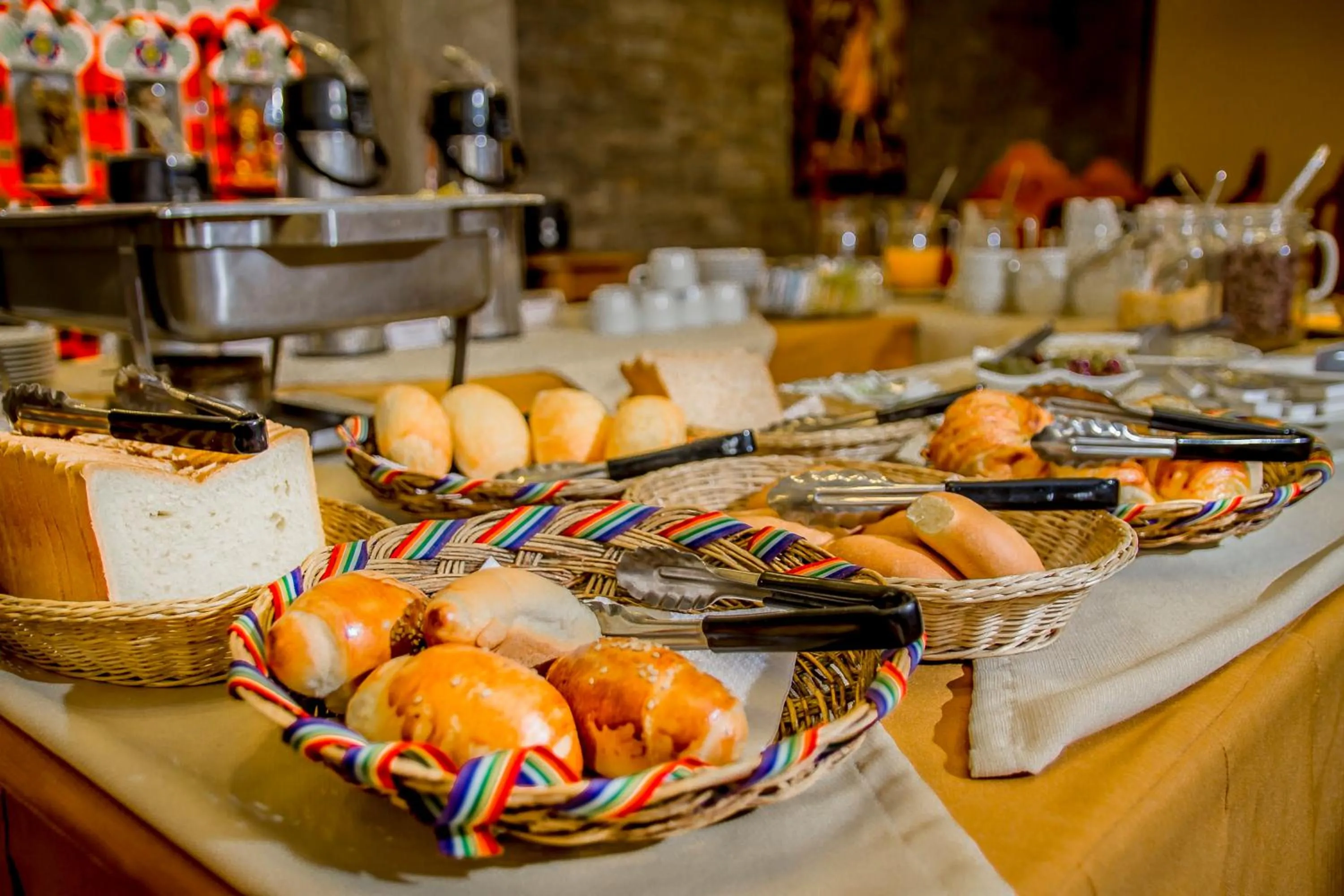 Food and drinks in Hotel Warari