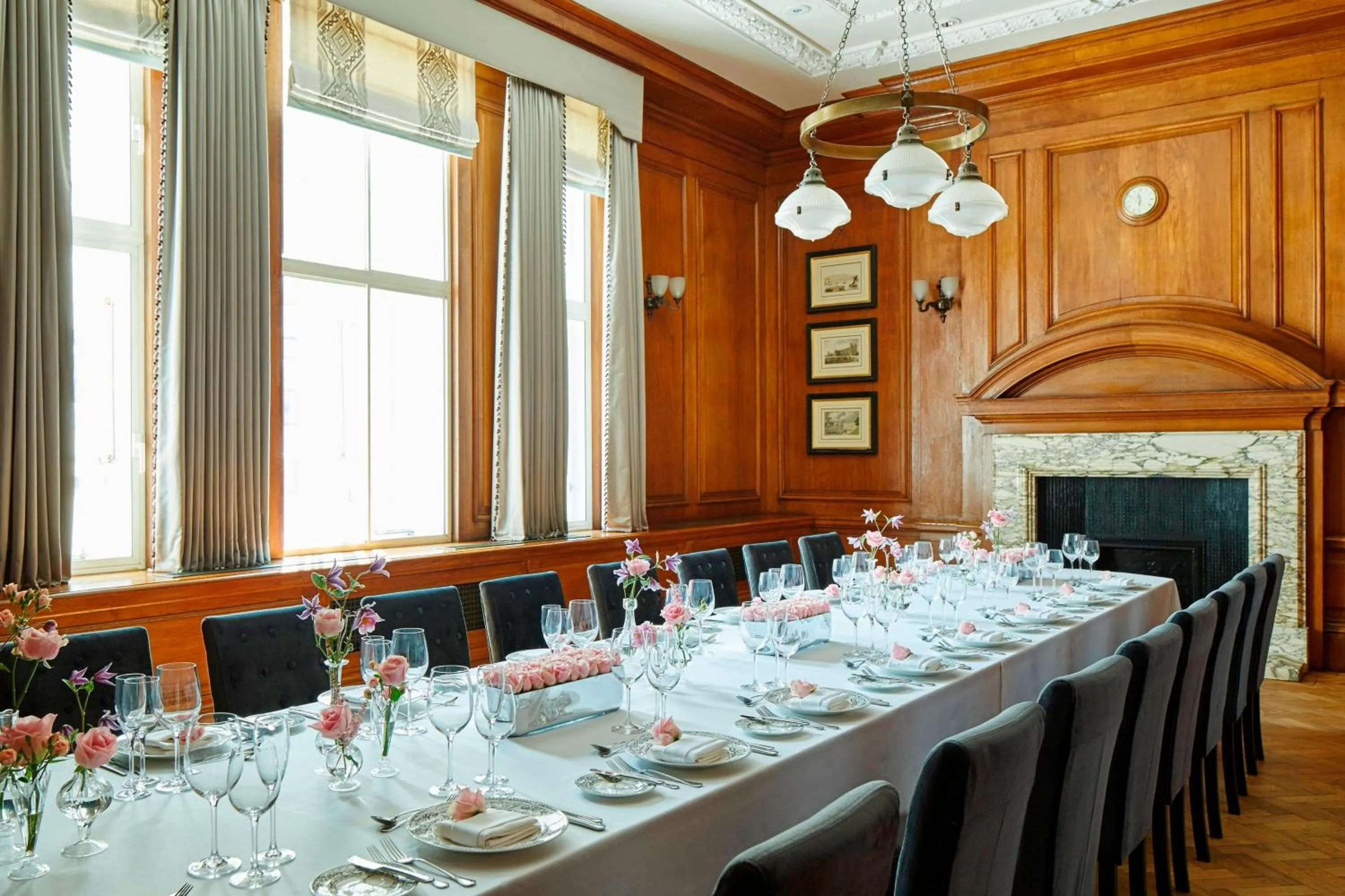 Banquet/Function facilities in London Marriott Hotel County Hall