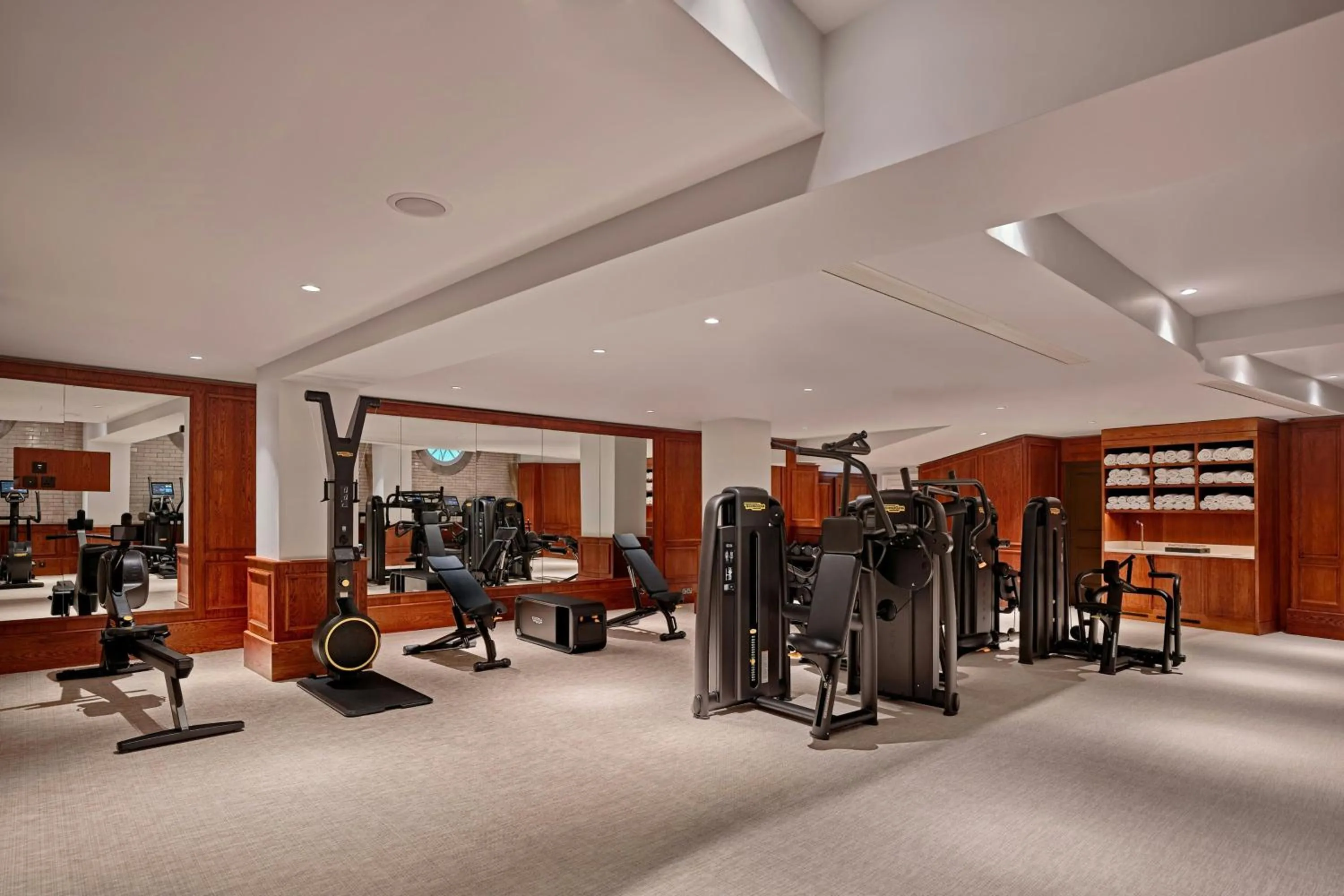 Fitness centre/facilities in London Marriott Hotel County Hall
