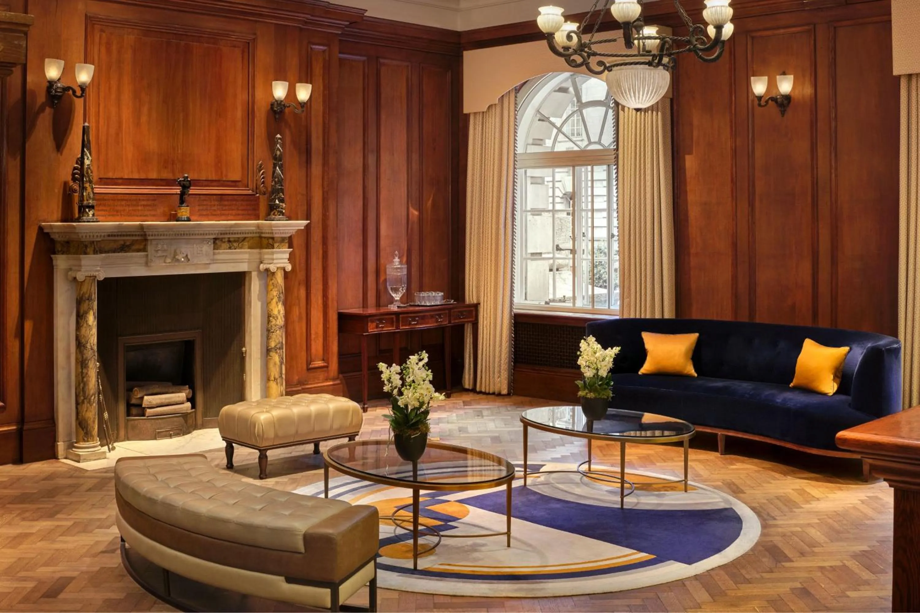 Lobby or reception in London Marriott Hotel County Hall