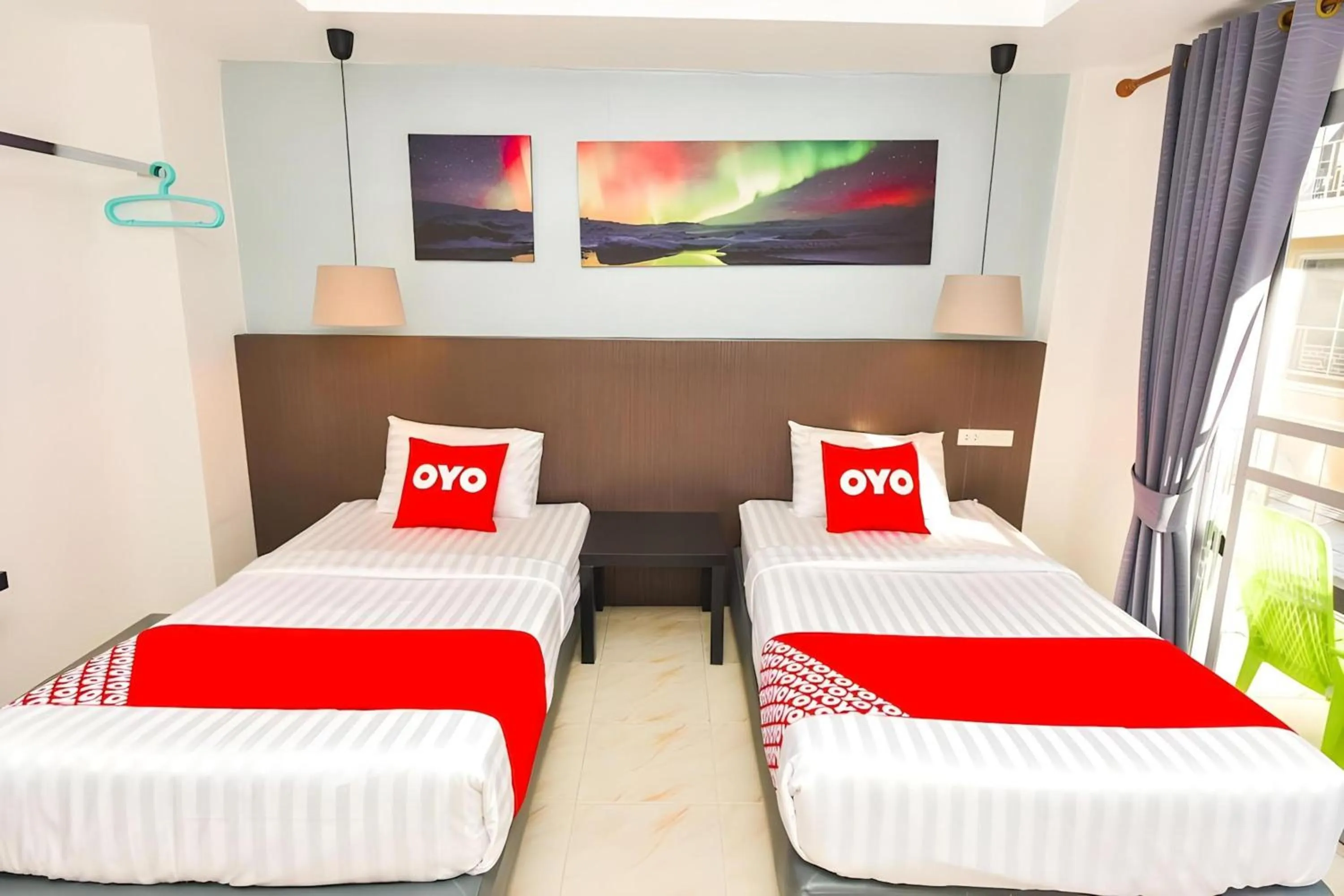 Photo of the whole room, Bed in OYO 394 Nana Beach Cha Am