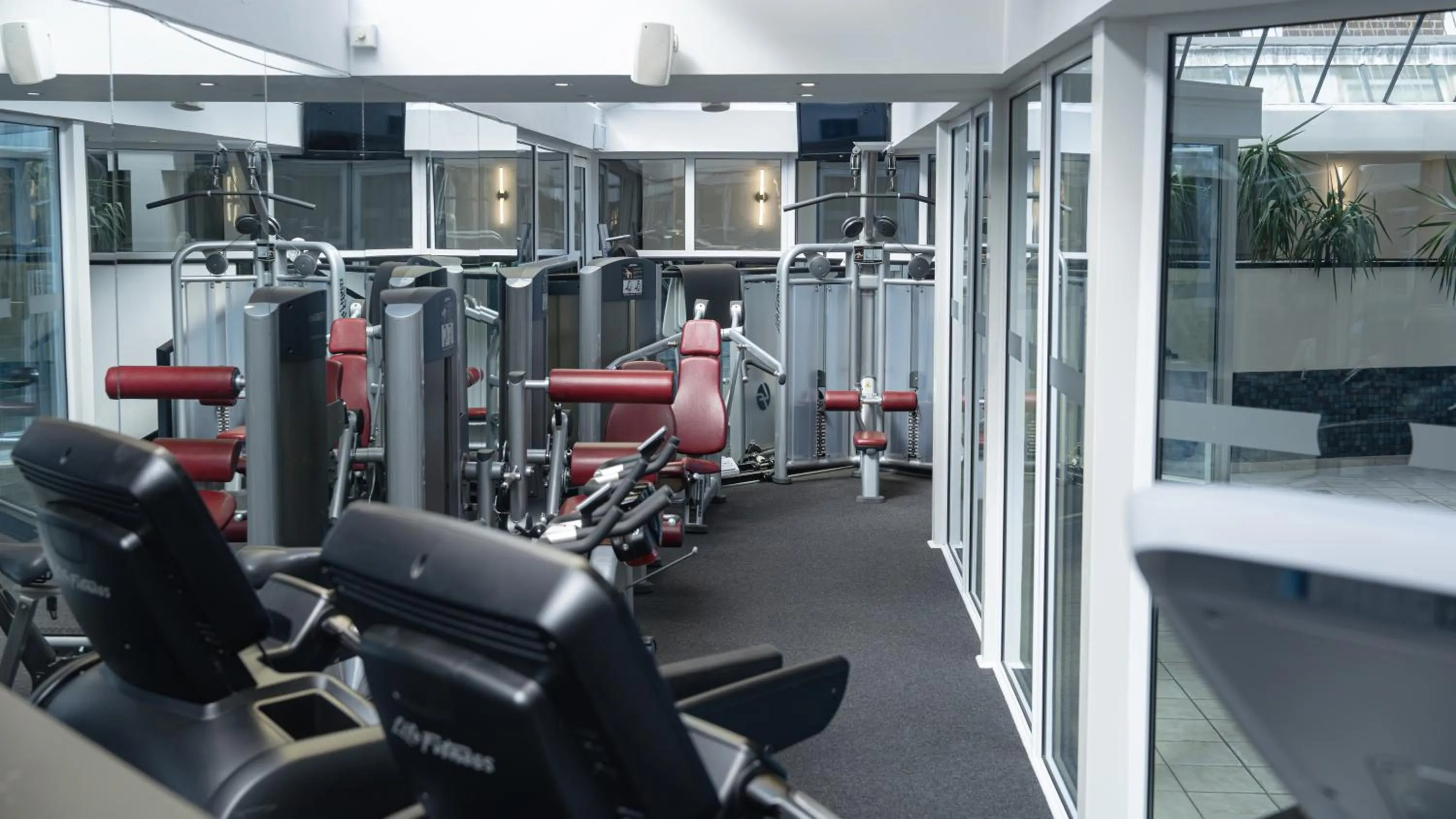 Fitness centre/facilities in The Aberdeen Dyce Hotel