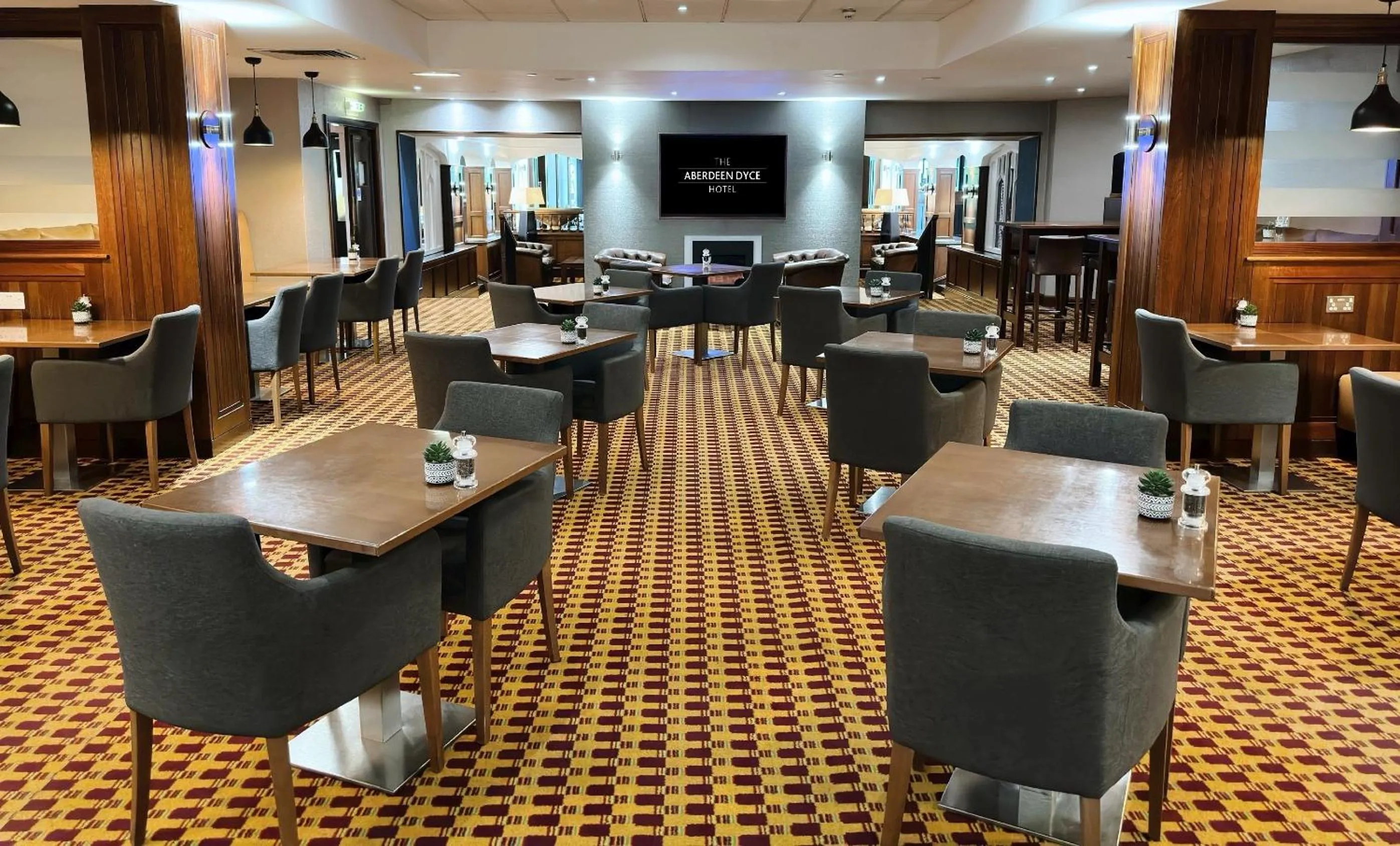 Restaurant/places to eat in The Aberdeen Dyce Hotel
