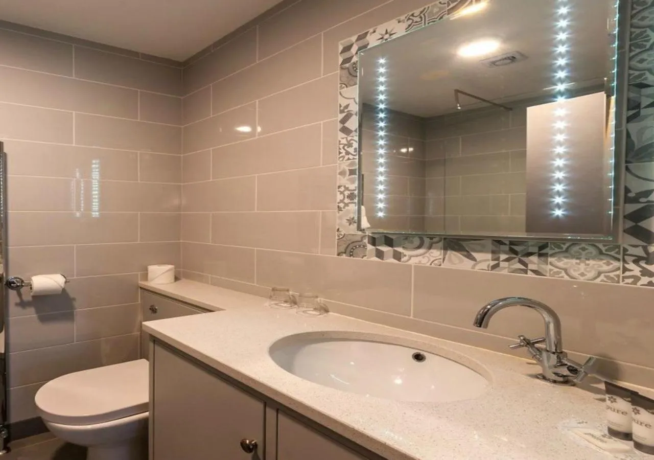 Bathroom in Lake of Shadows Hotel