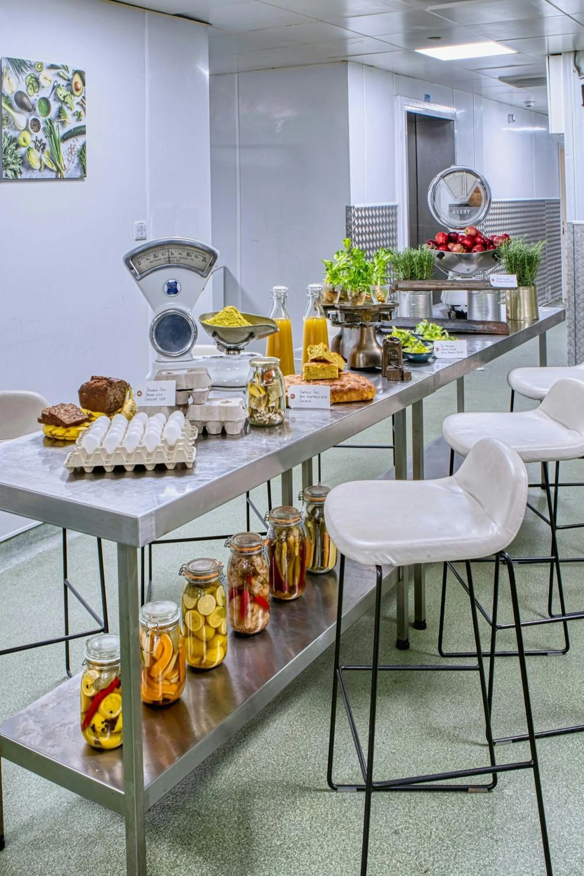 Restaurant/places to eat in London Heathrow Marriott Hotel