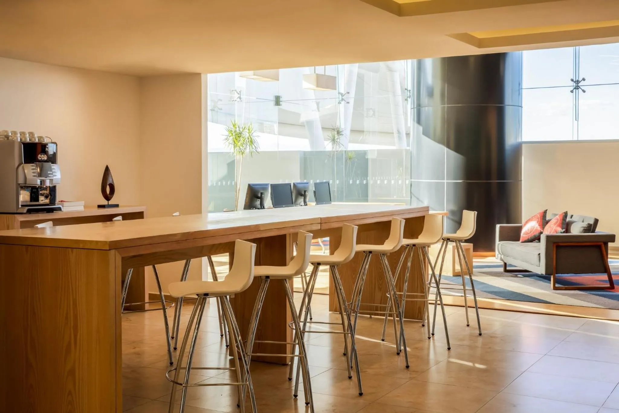 Breakfast in Fiesta Inn Express Queretaro Constituyentes