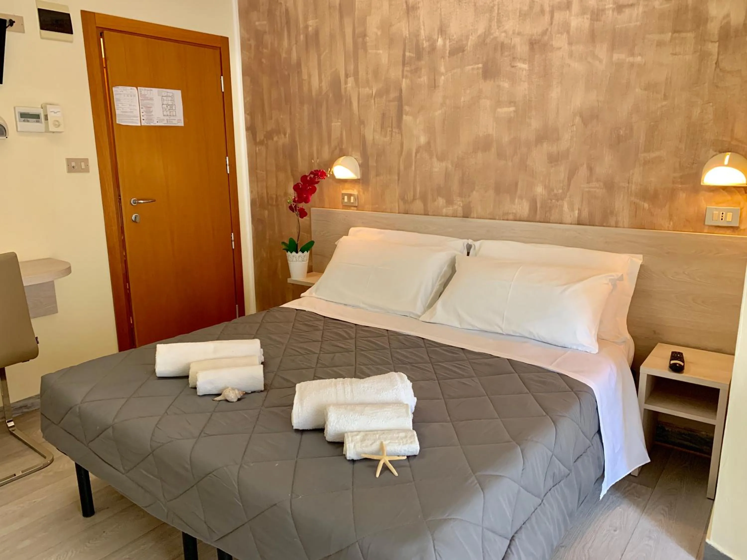 Photo of the whole room in Hotel Palma Benessere