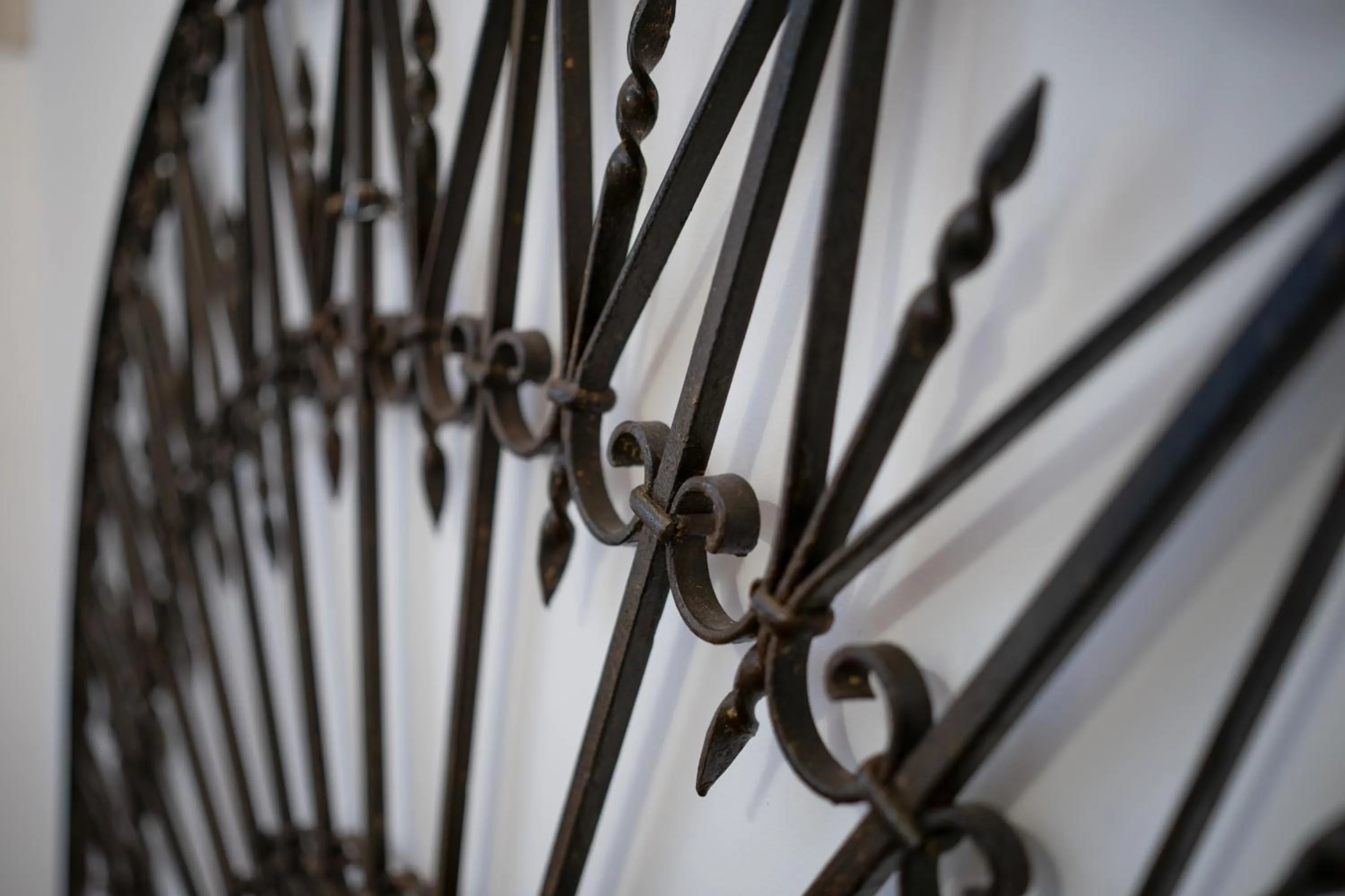 Decorative detail in Masseria Le Lamie