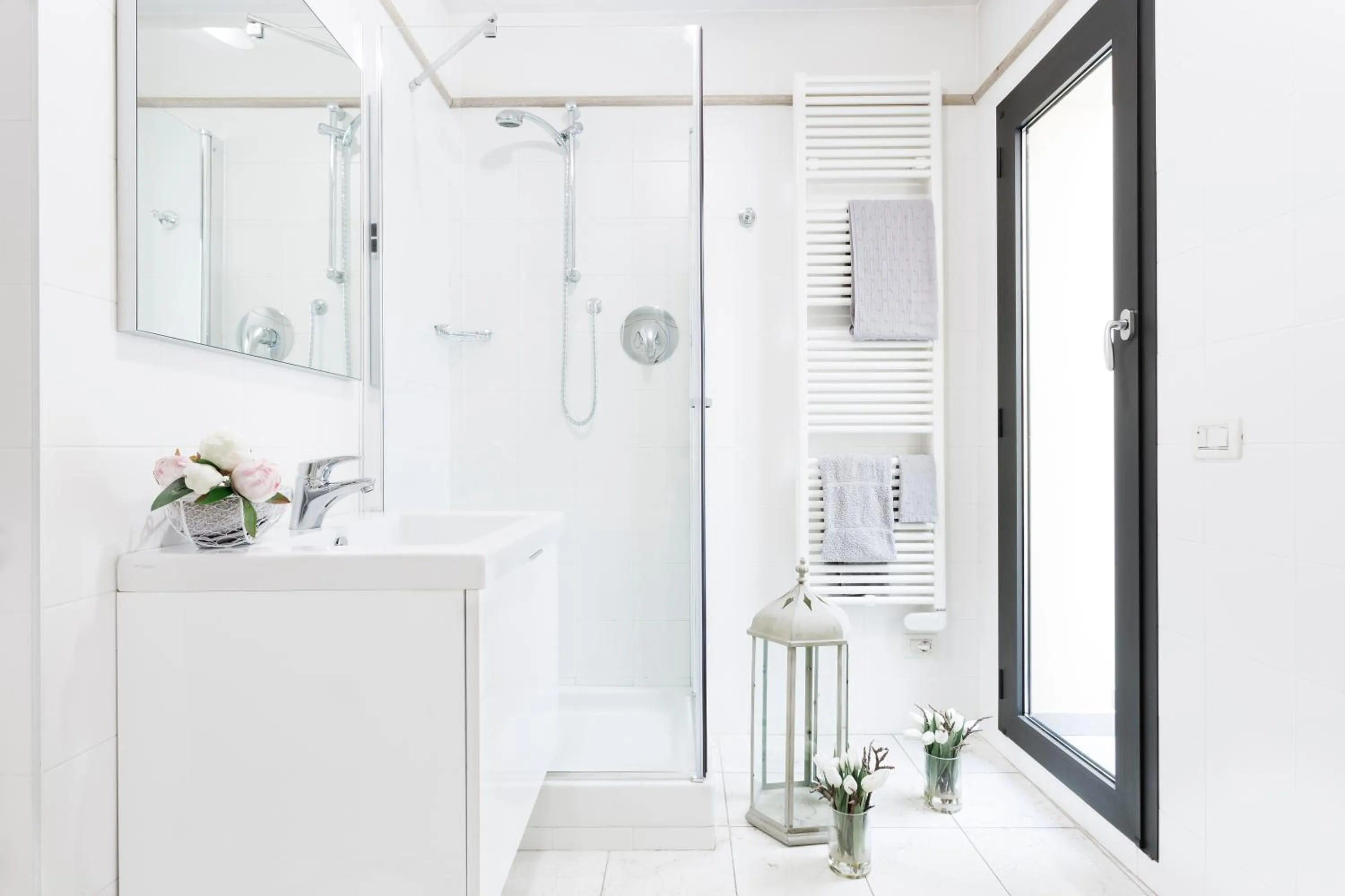 Shower in Adriano Residence