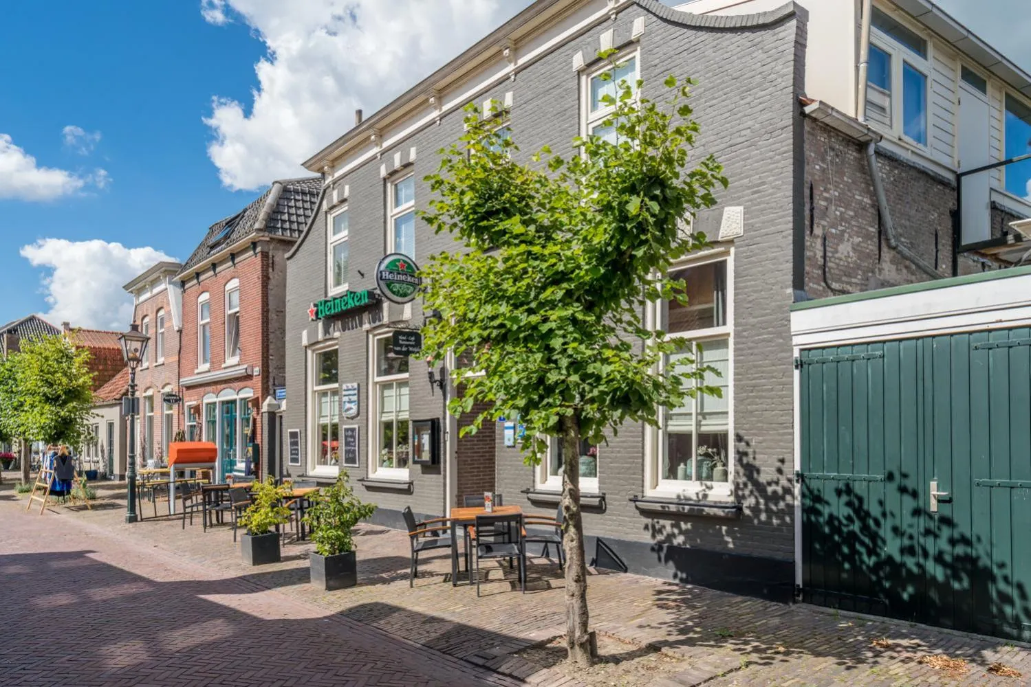 Facade/entrance in Hotel-Restaurant van der Weijde