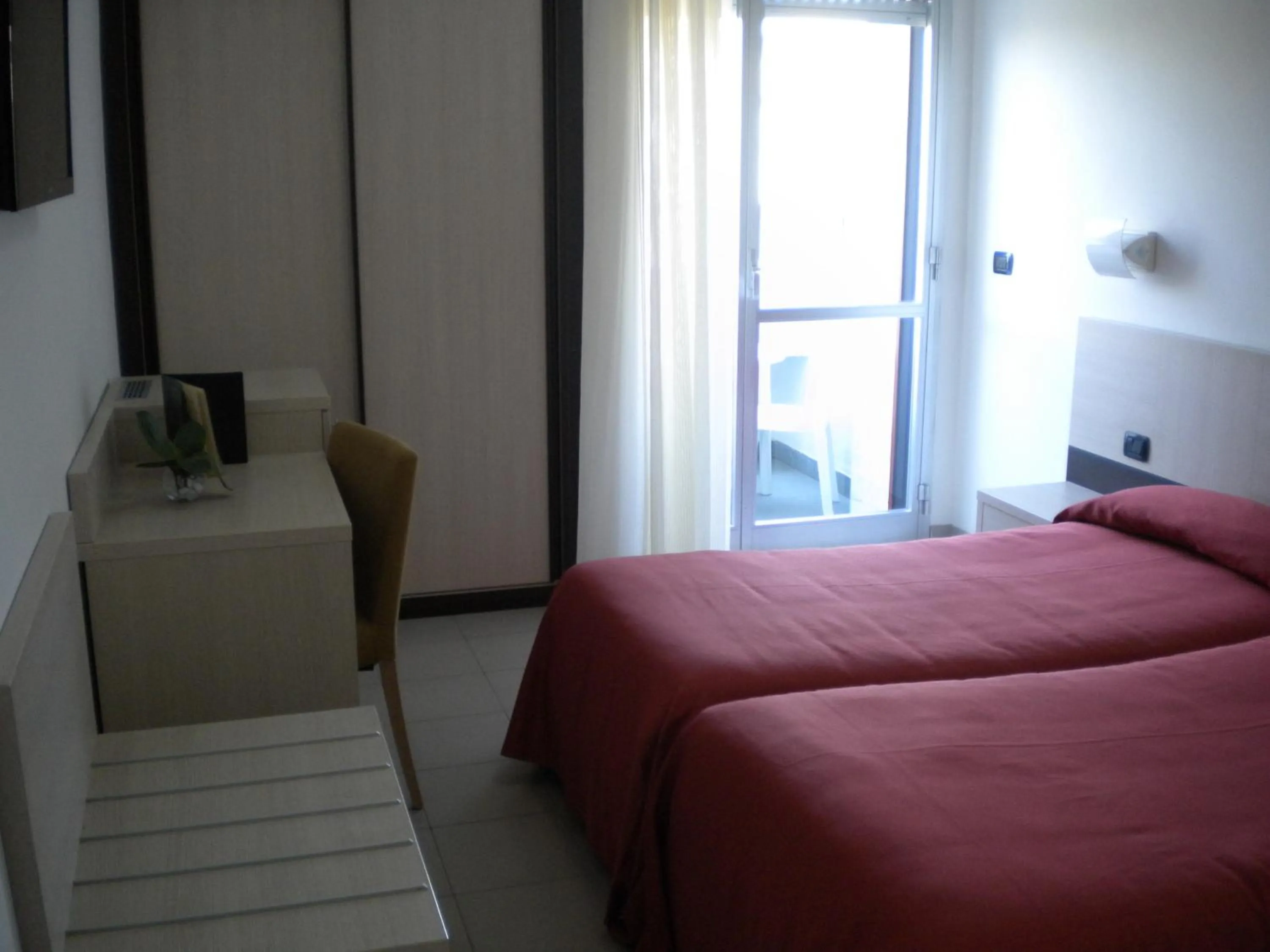 Bedroom, Bed in Zenit Hotel