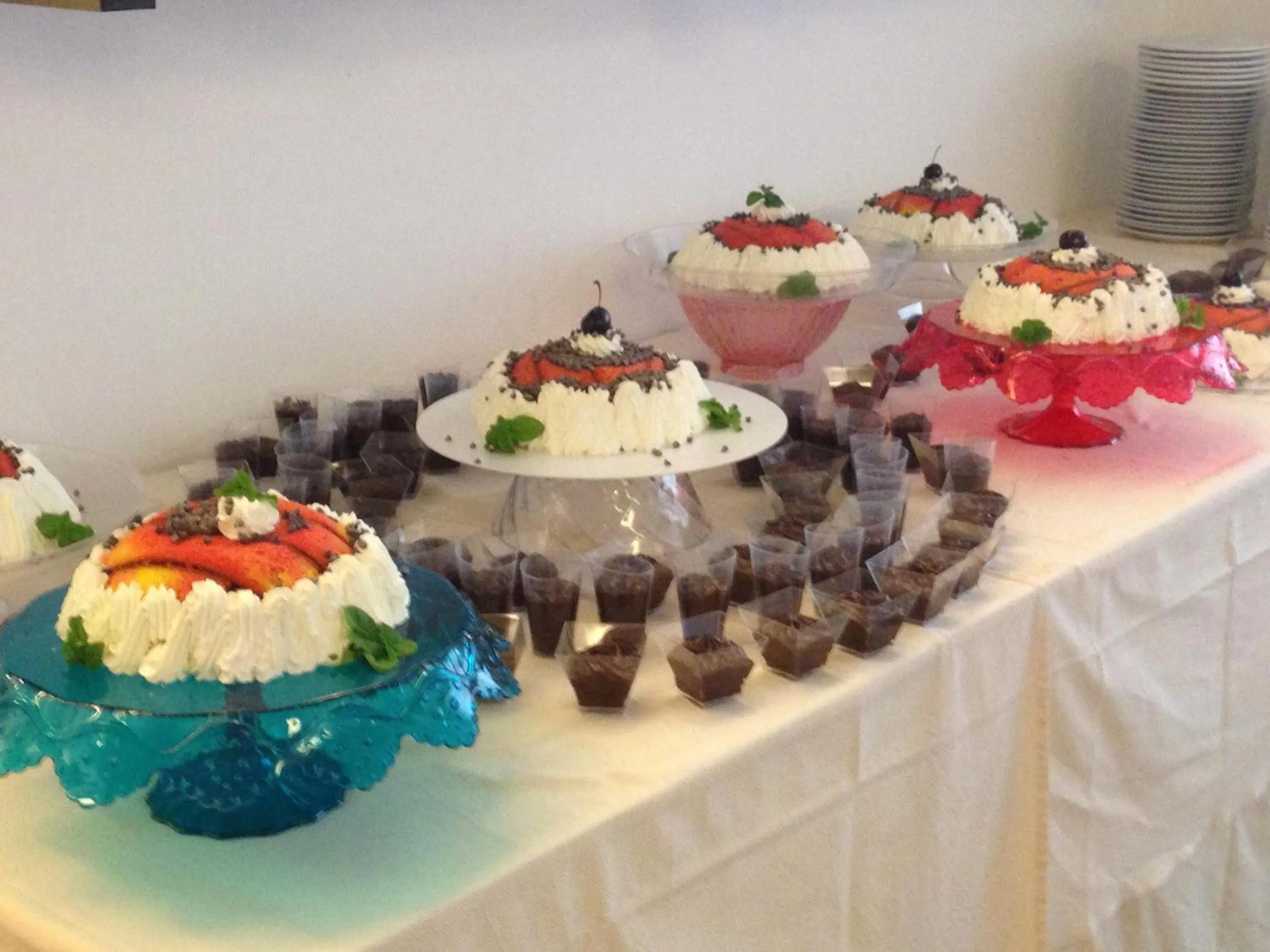 Restaurant/places to eat in Zenit Hotel