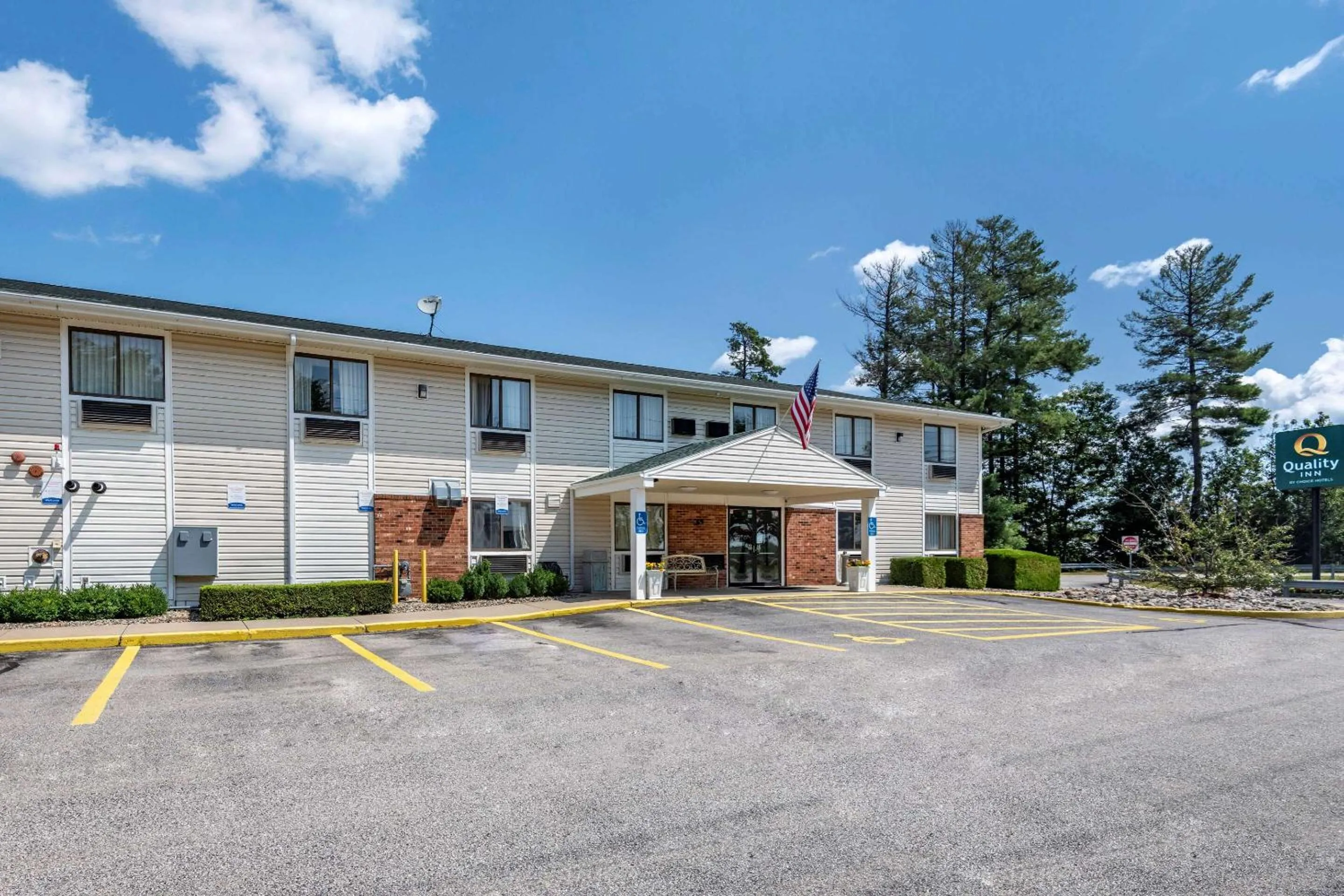 Property building in Quality Inn Sanford - Kennebunk