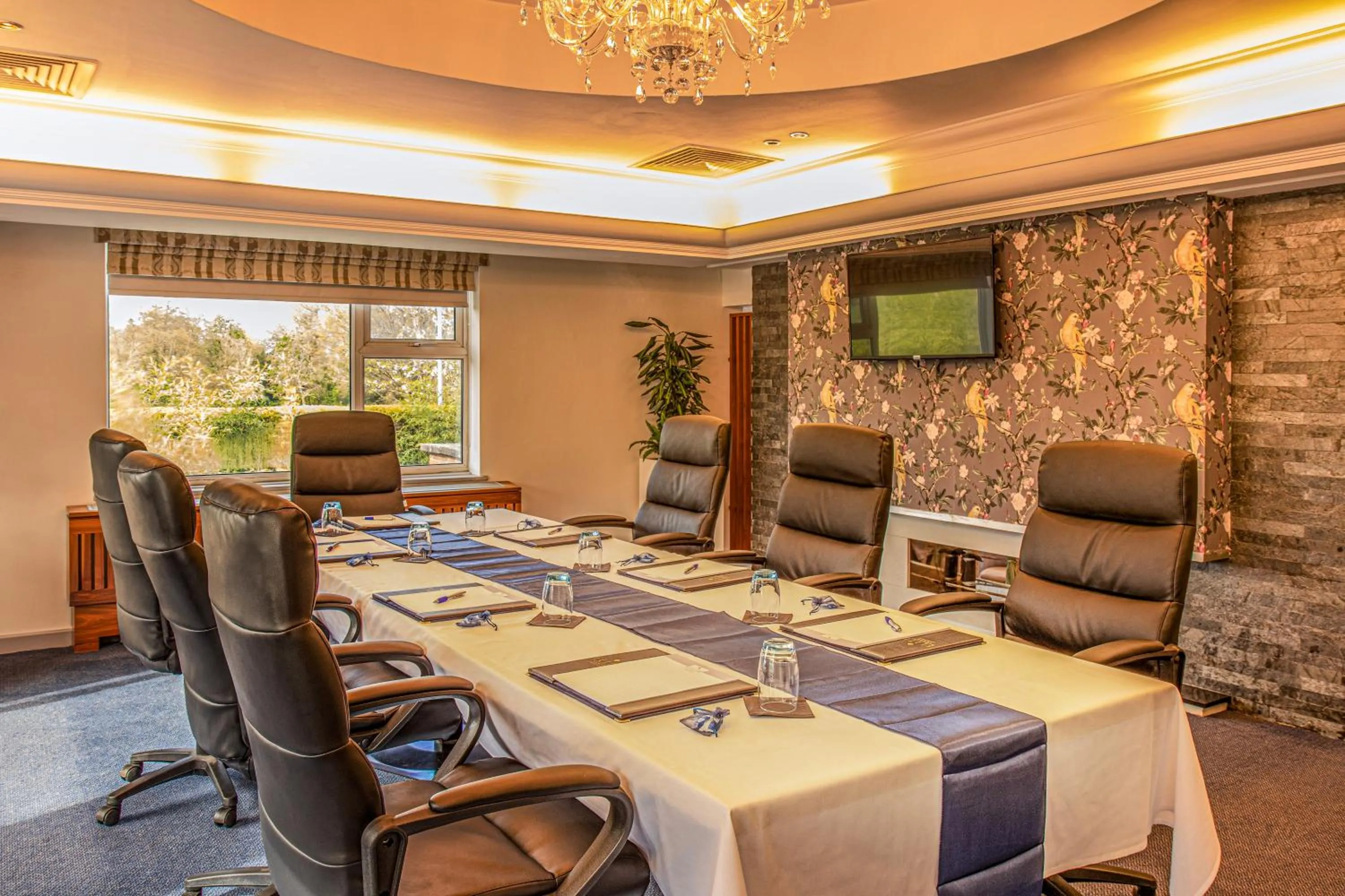 Meeting/conference room in Meon Valley Hotel, Spa & Golf