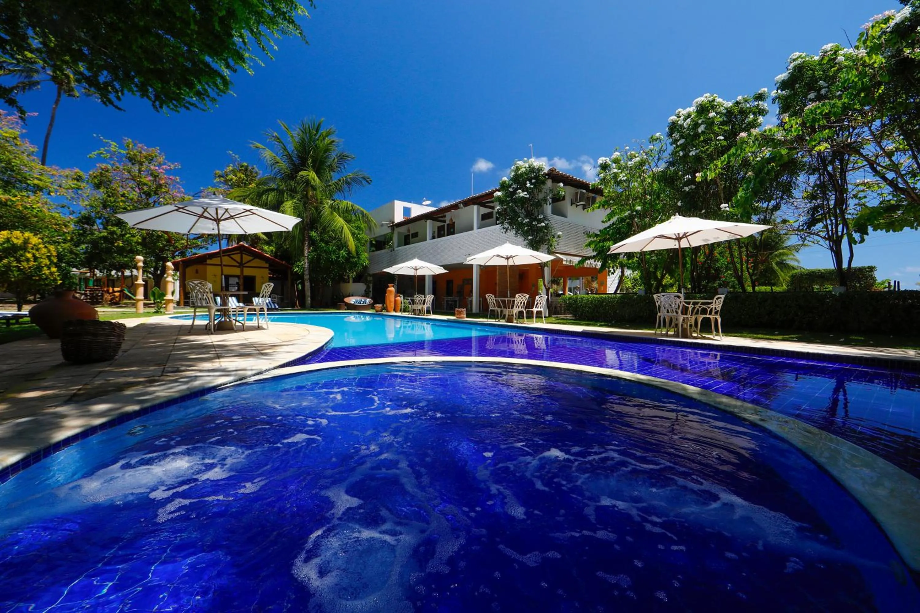 Swimming pool in Pousada Humaitá