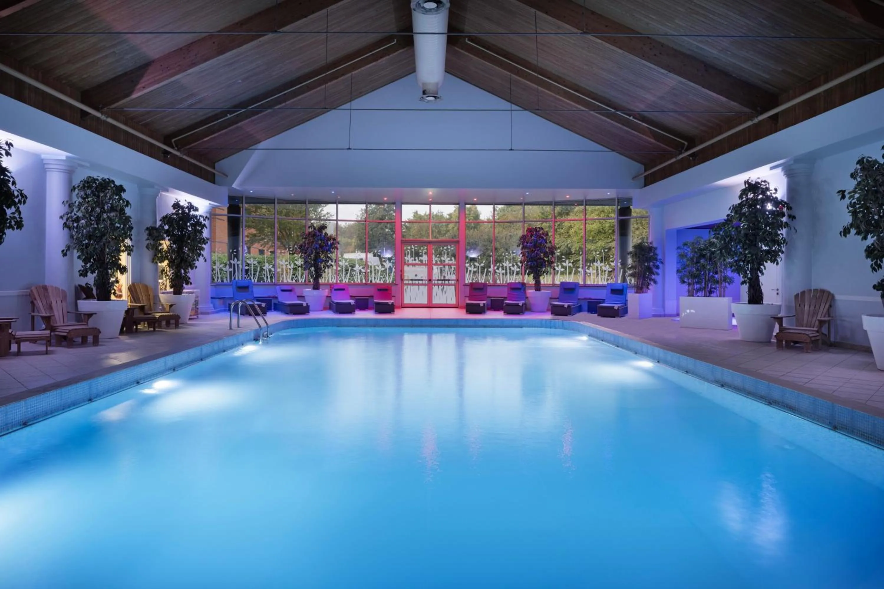 Swimming pool in Delta Hotels by Marriott Huntingdon