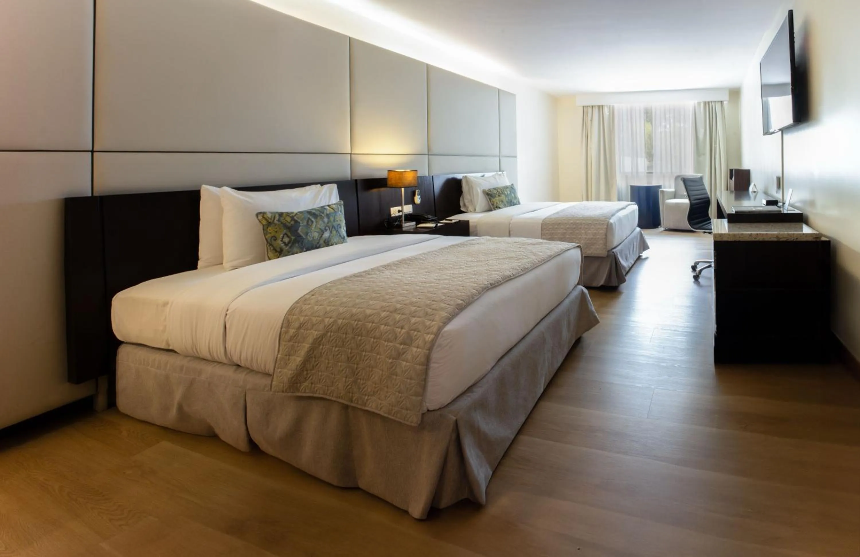 Photo of the whole room, Bed in Oro Verde Cuenca