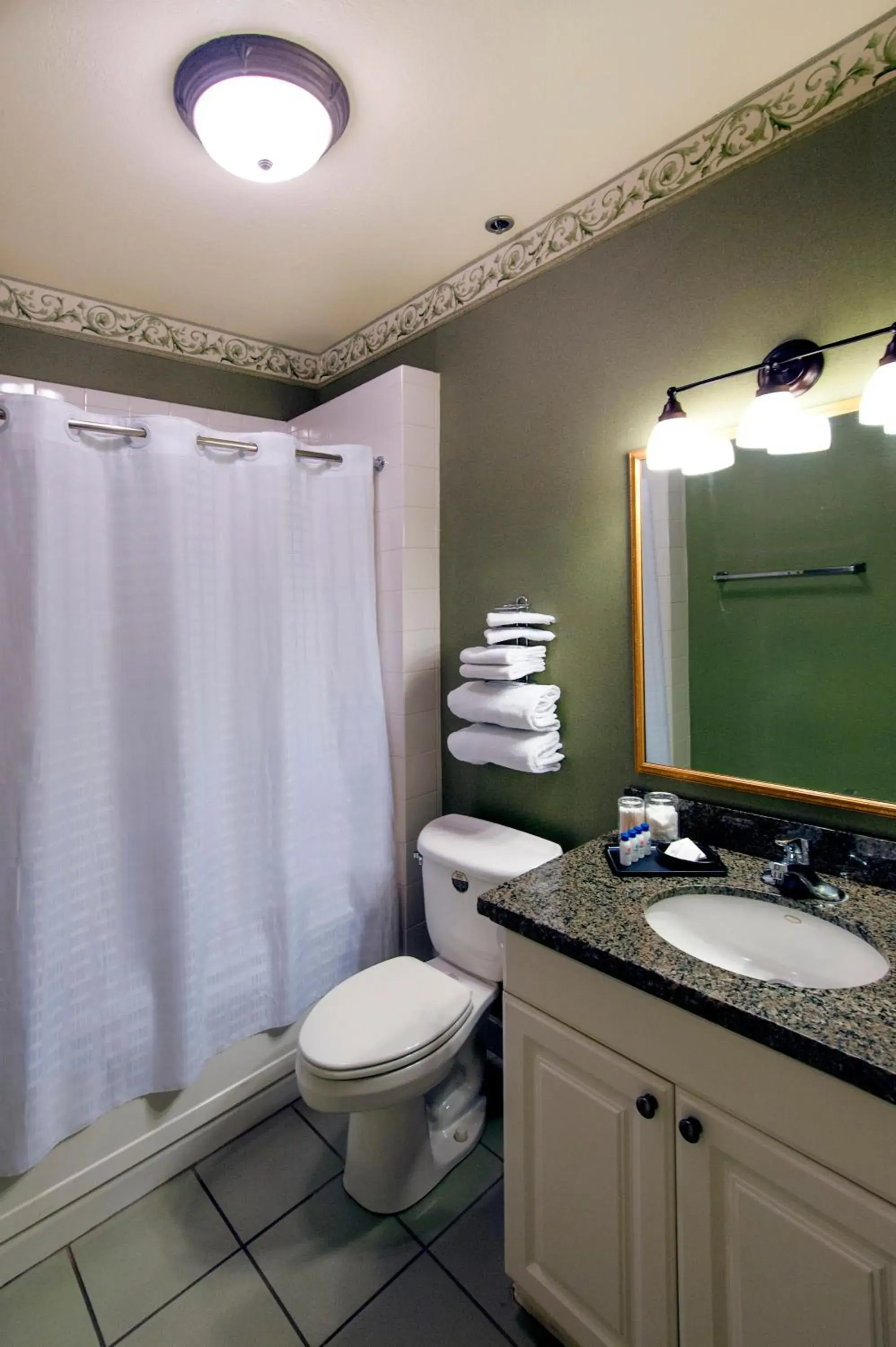 King Room with Spa Bath in Austria Hof Lodge King Room with Spa Bath in Austria Hof Lodge