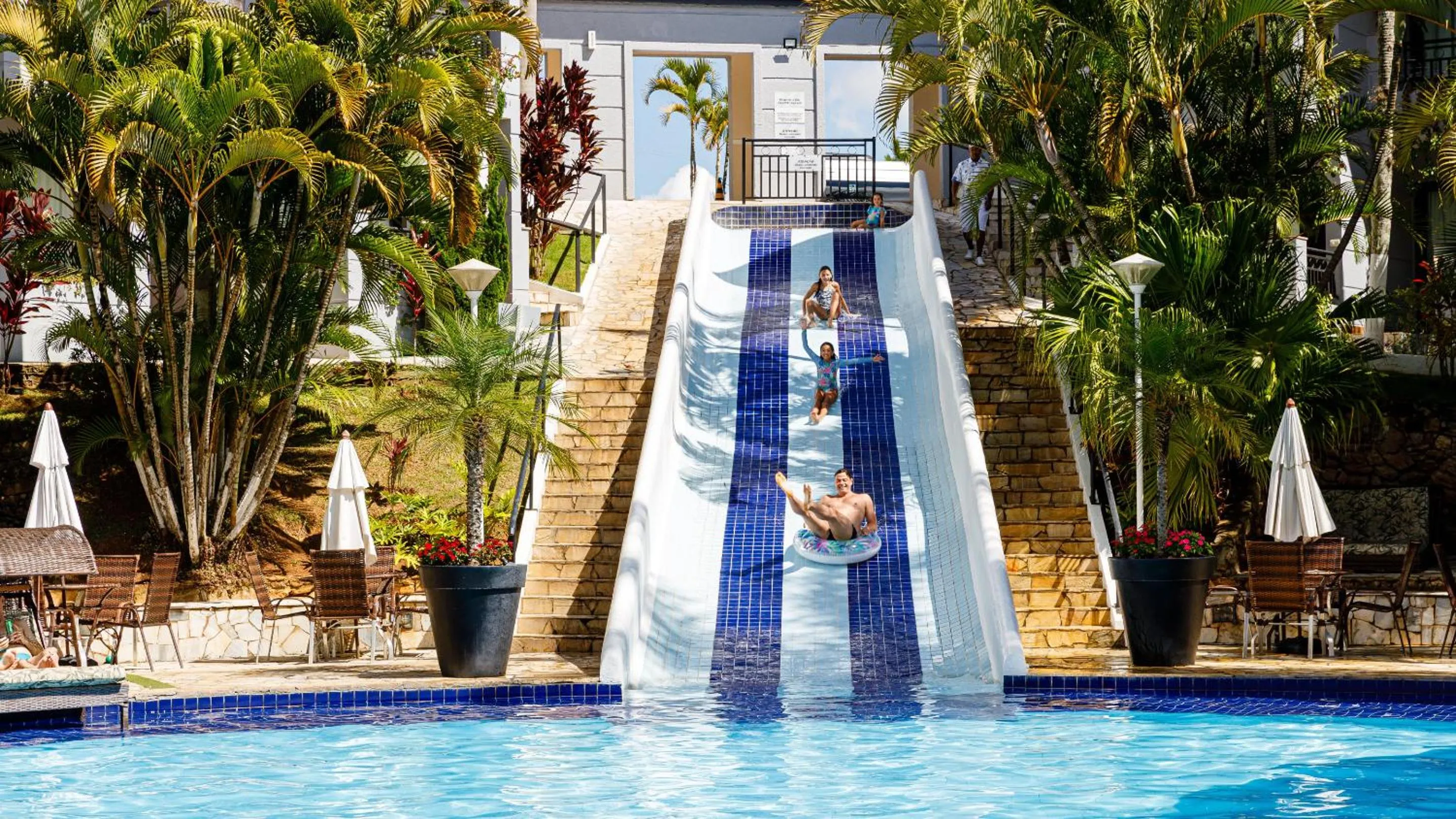 Pool view in Vale Suíço Resort