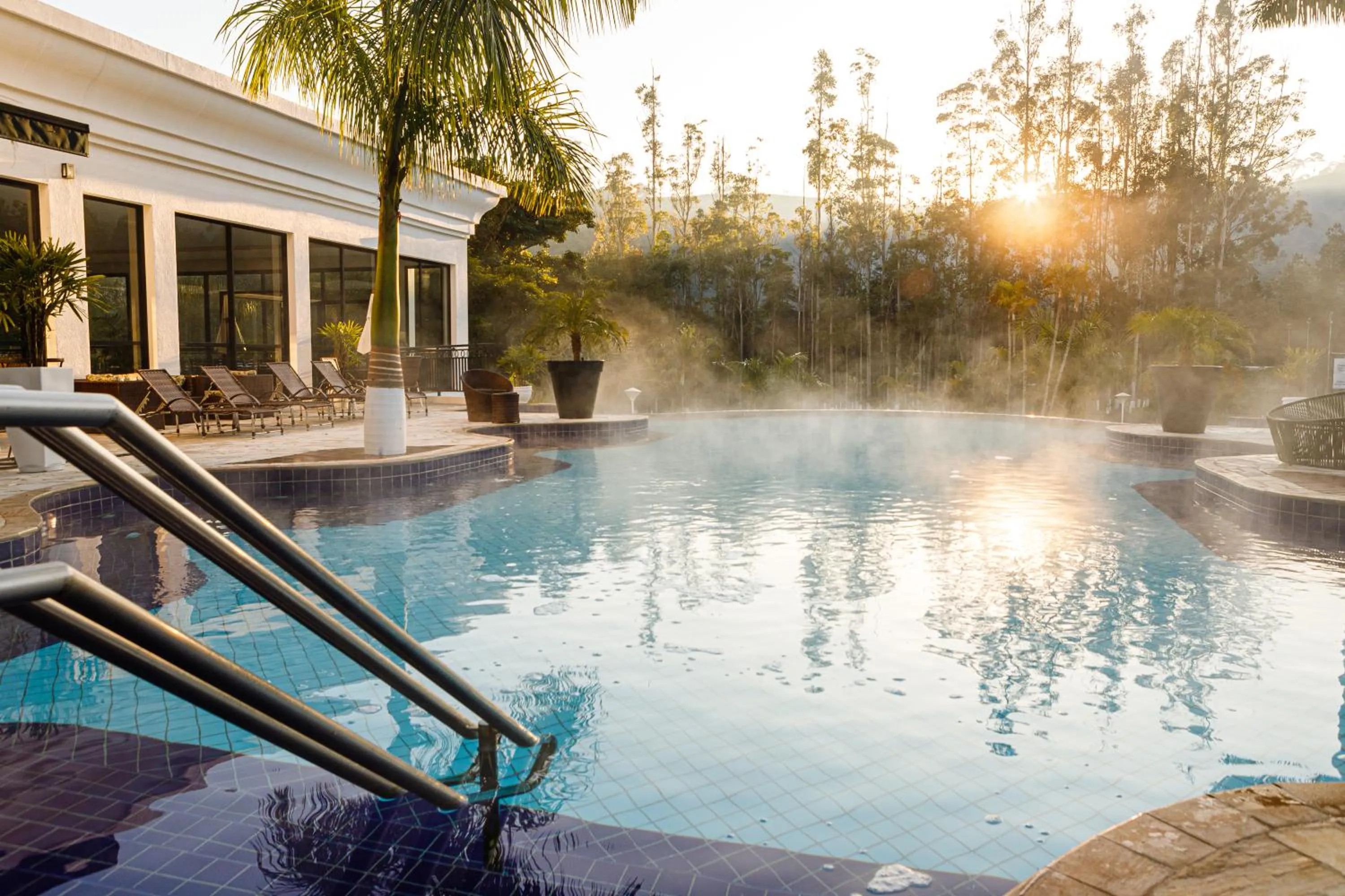 Swimming pool in Vale Suíço Resort