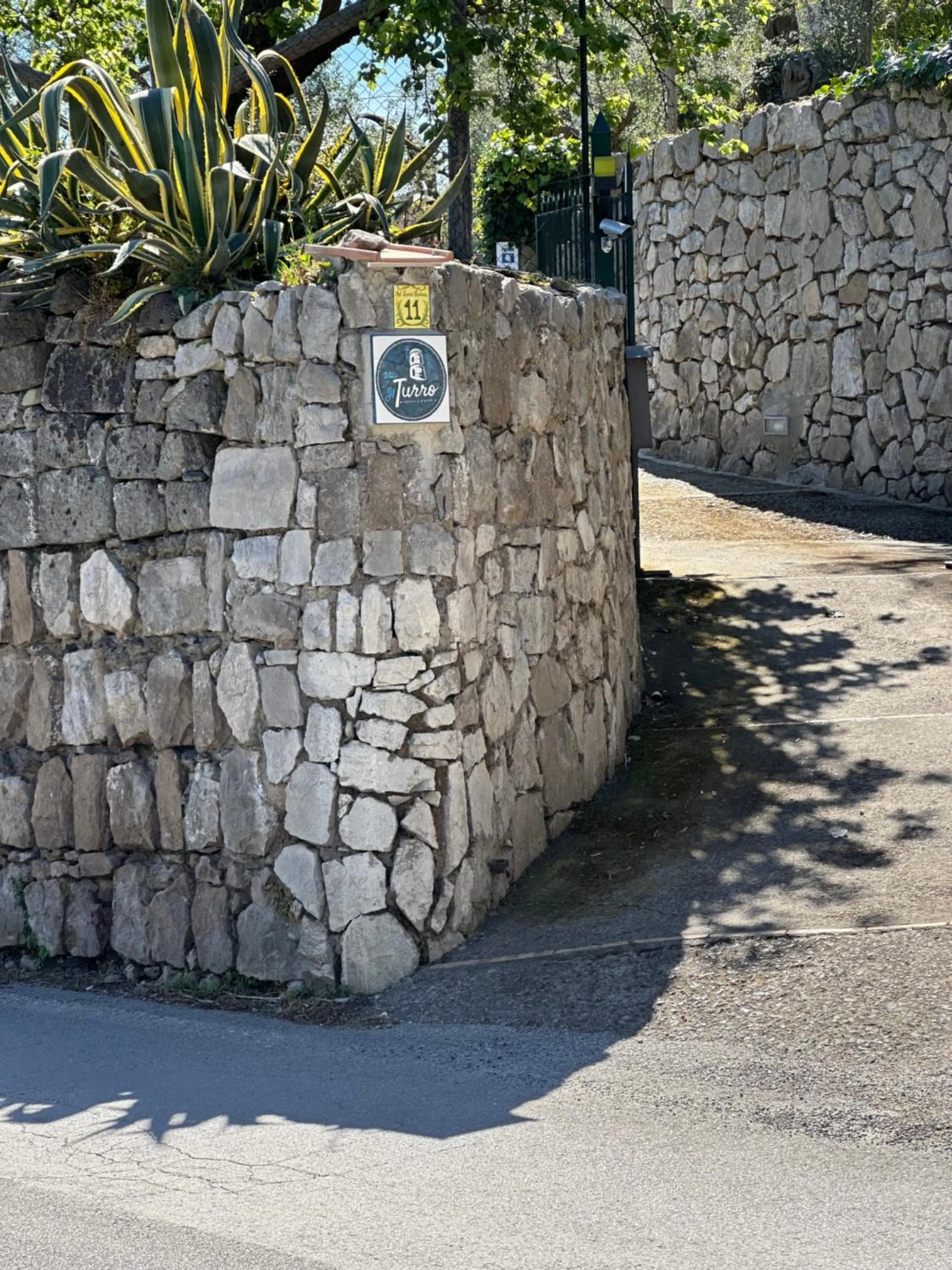Facade/entrance in Villa il Turro
