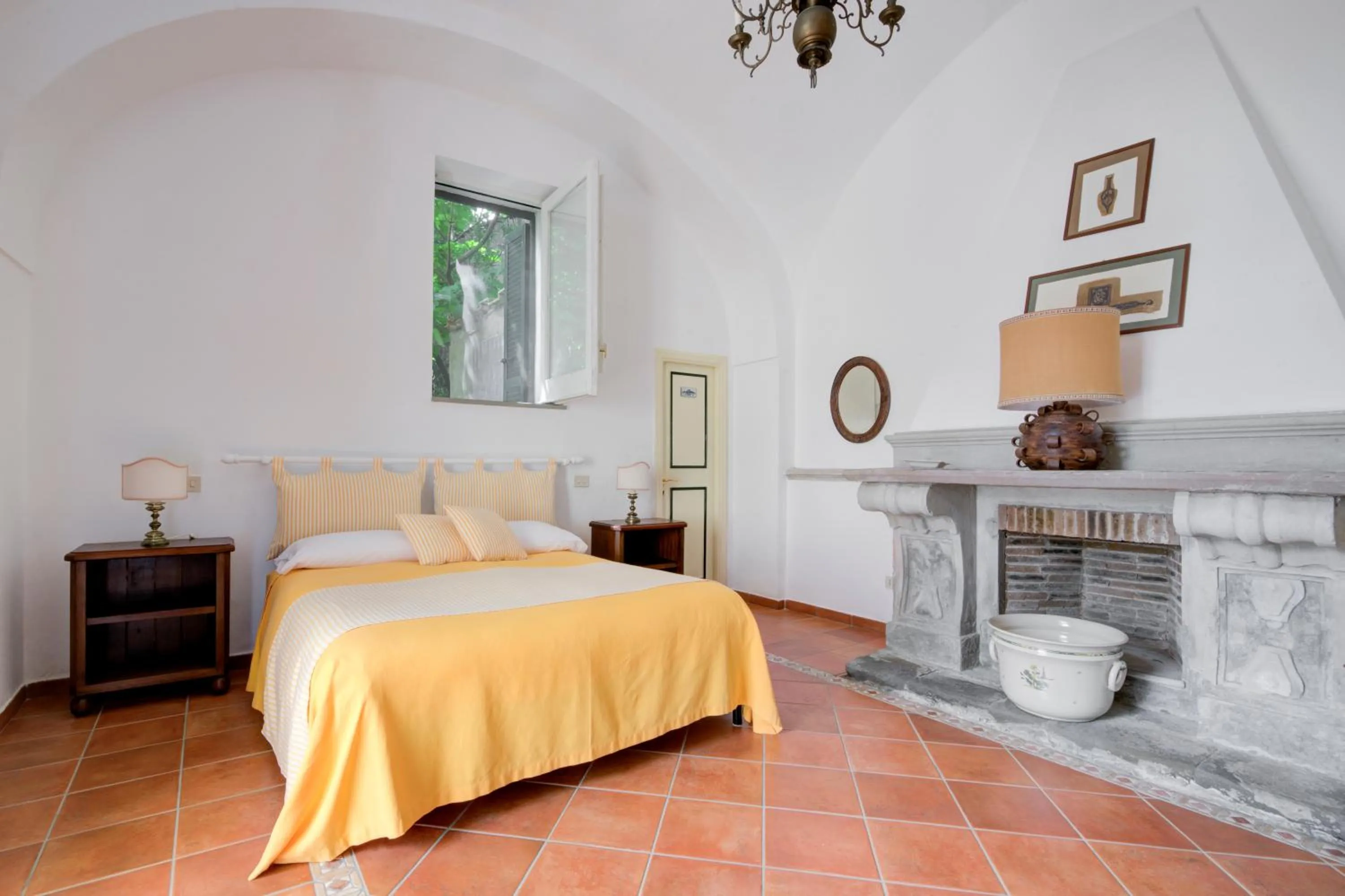 Photo of the whole room, Bed in Villa il Turro
