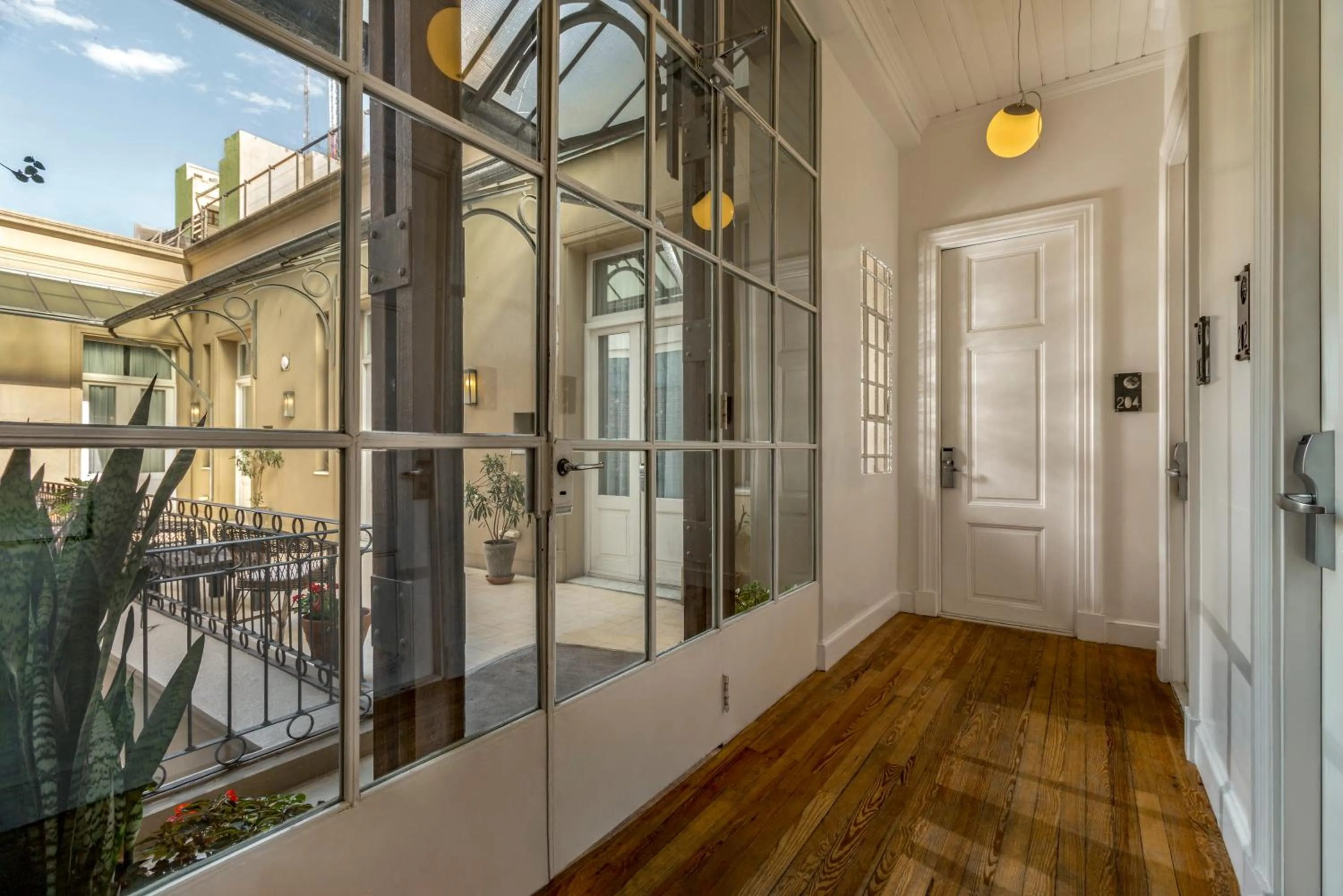Property building in Patios de San Telmo