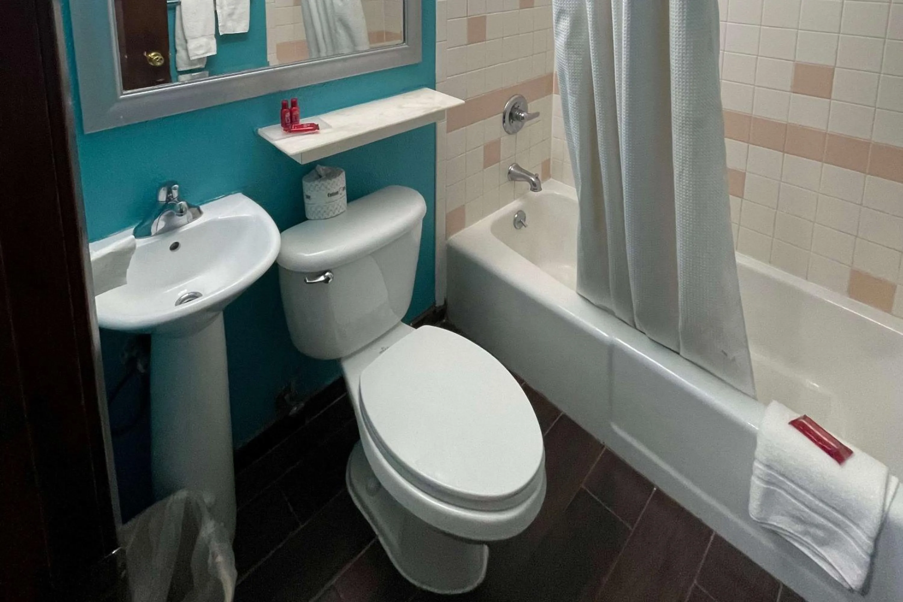 Bathroom in Baymont by Wyndham Bellevue - Omaha