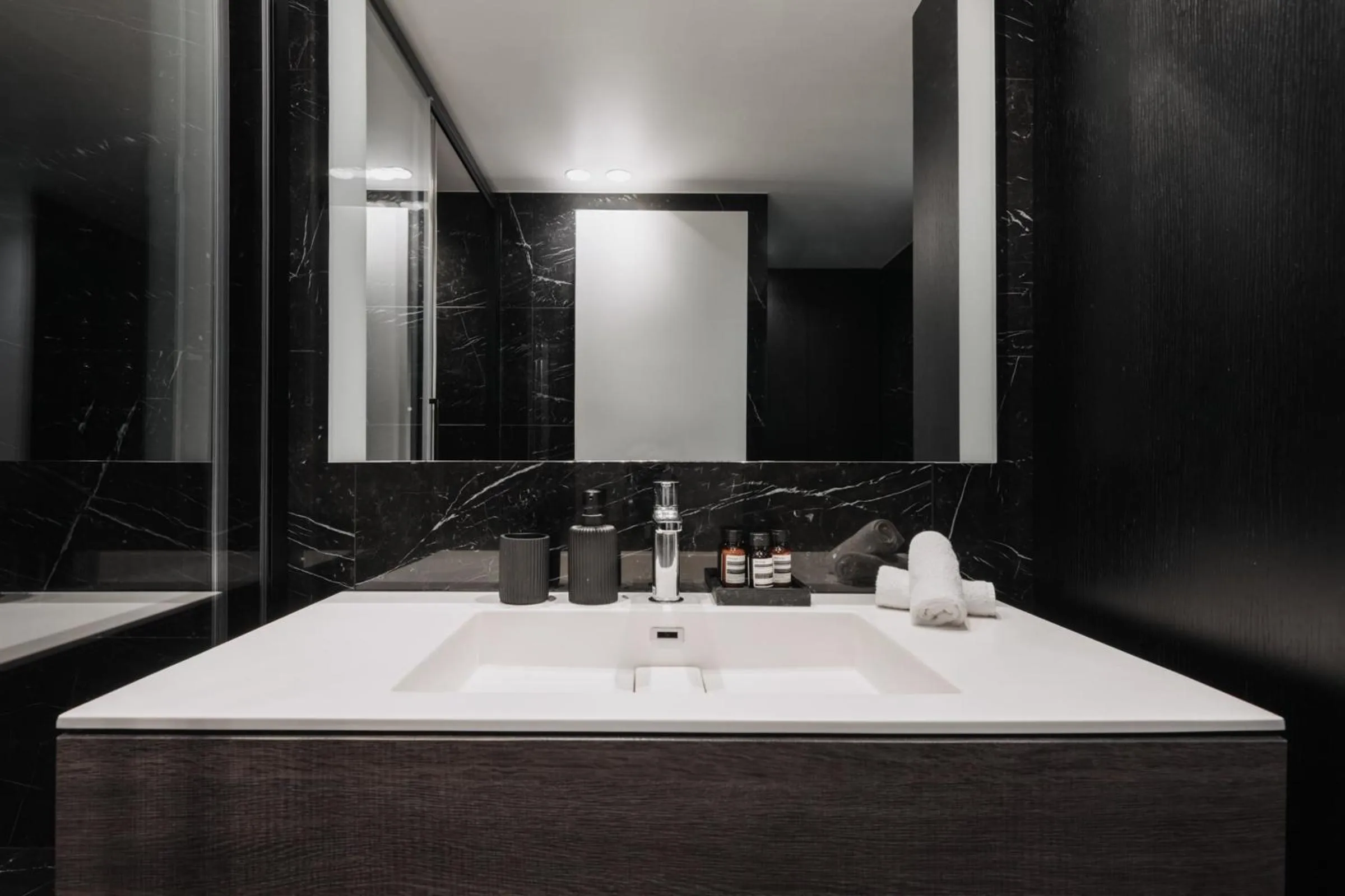 Bathroom in HIGHSTAY - Luxury Serviced Apartments - Place Vendôme