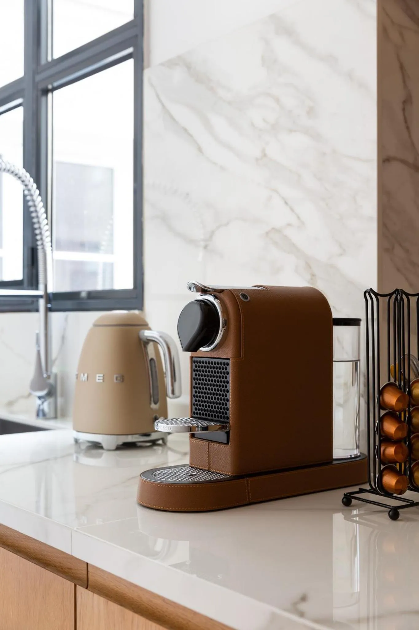 Coffee/tea facilities in HIGHSTAY - Luxury Serviced Apartments - Place Vendôme