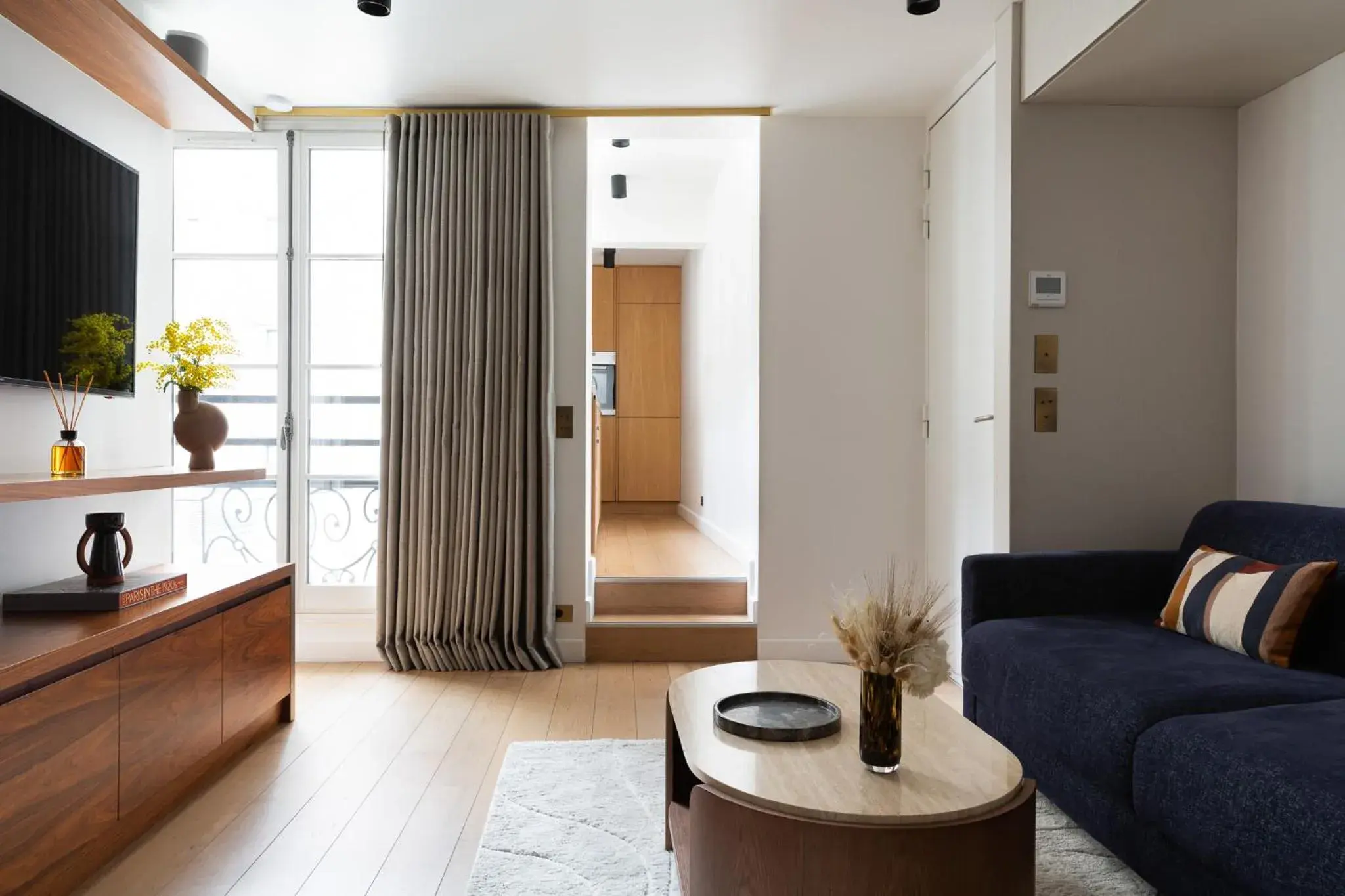 Studio - Loft Apartment in HIGHSTAY - Luxury Serviced Apartments - Place Vendôme Studio - Loft Apartment in HIGHSTAY - Luxury Serviced Apartments - Place Vendôme