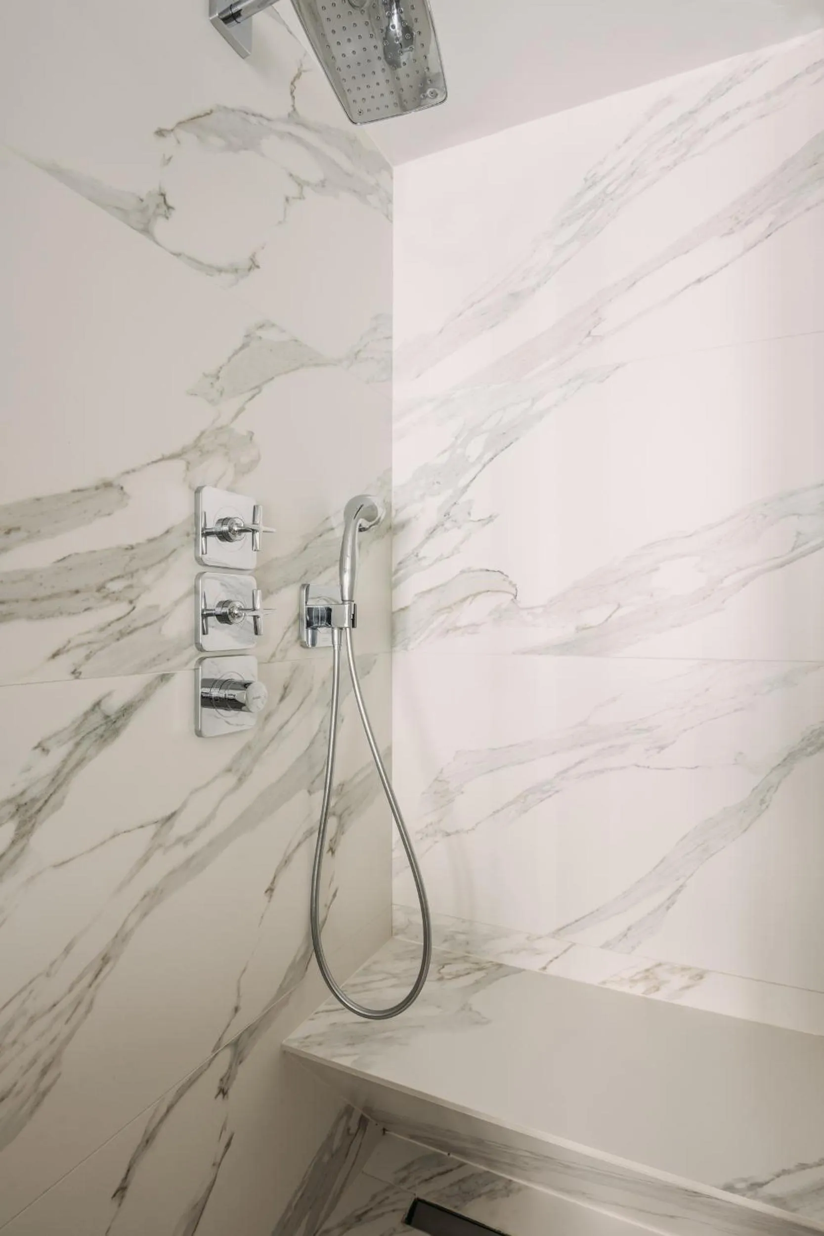 Shower in HIGHSTAY - Luxury Serviced Apartments - Place Vendôme