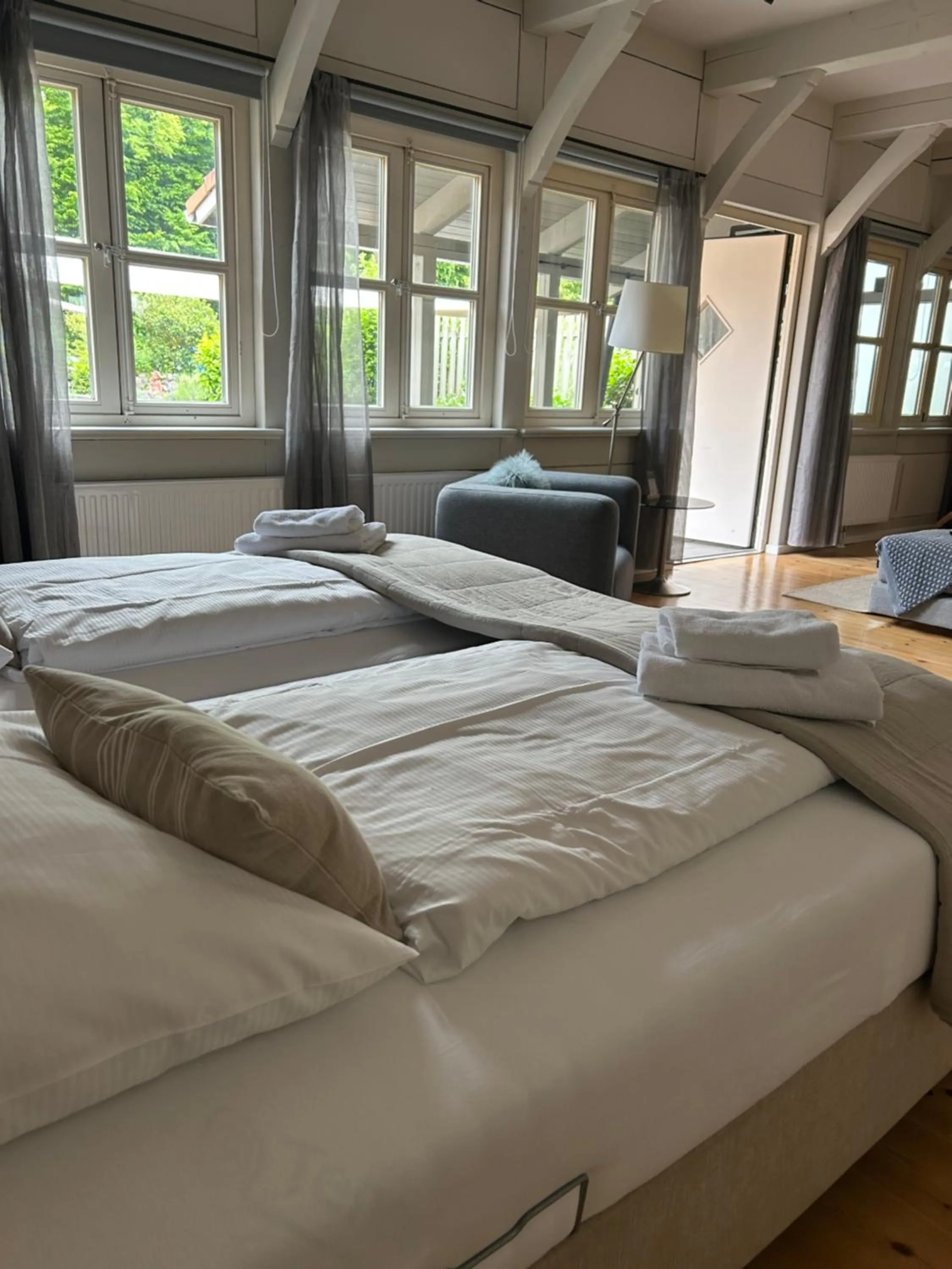 Bed in Landart Hotel